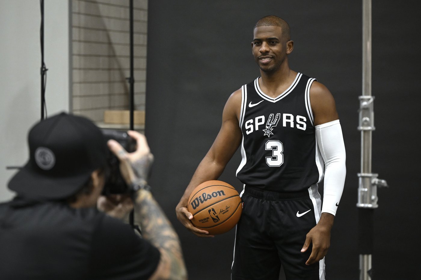Spurs bring in veteran guard Paul to provide leadership for Wembanyama and their youthful roster | iNFOnews.ca Spurs bring in veteran guard Paul to provide leadership for Wembanyama and their youthful roster | iNFOnews.ca
