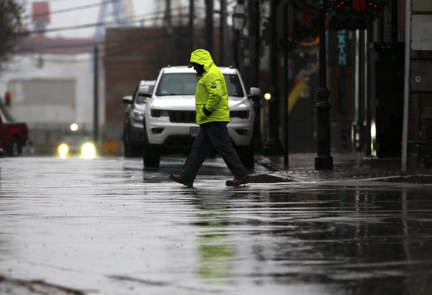 East Coast storm makes a mess at ski resorts as strong winds cause power outages | iNFOnews.ca East Coast storm makes a mess at ski resorts as strong winds cause power outages | iNFOnews.ca