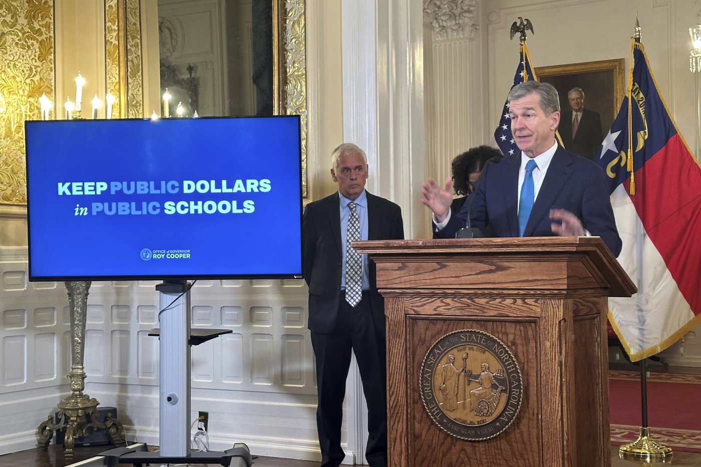 North Carolina's governor vetoes private school vouchers and immigration enforcement orders | iNFOnews.ca