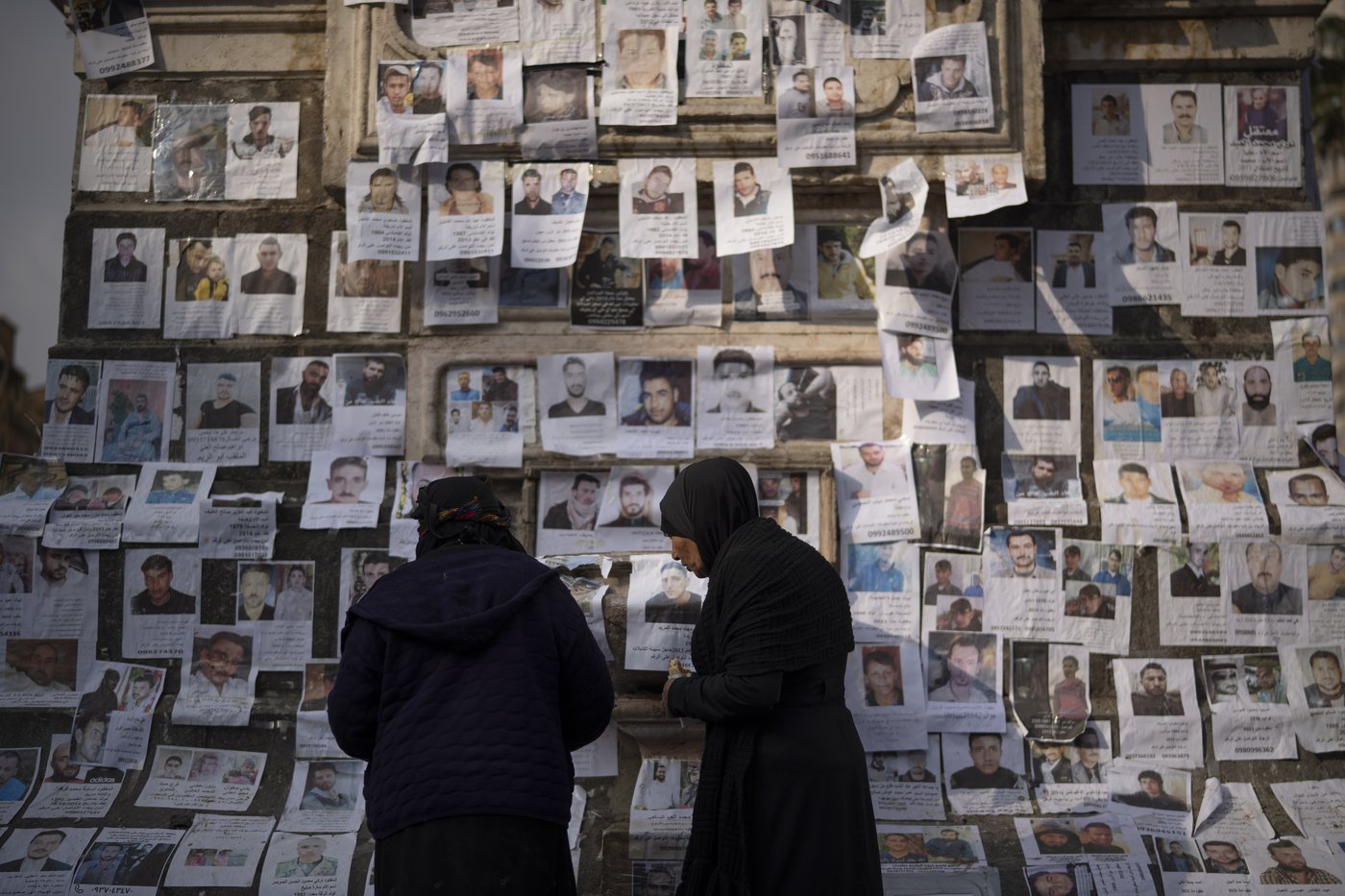 Clashes between Islamists now in power in Syria and Assad's supporters leave casualties | iNFOnews.ca
