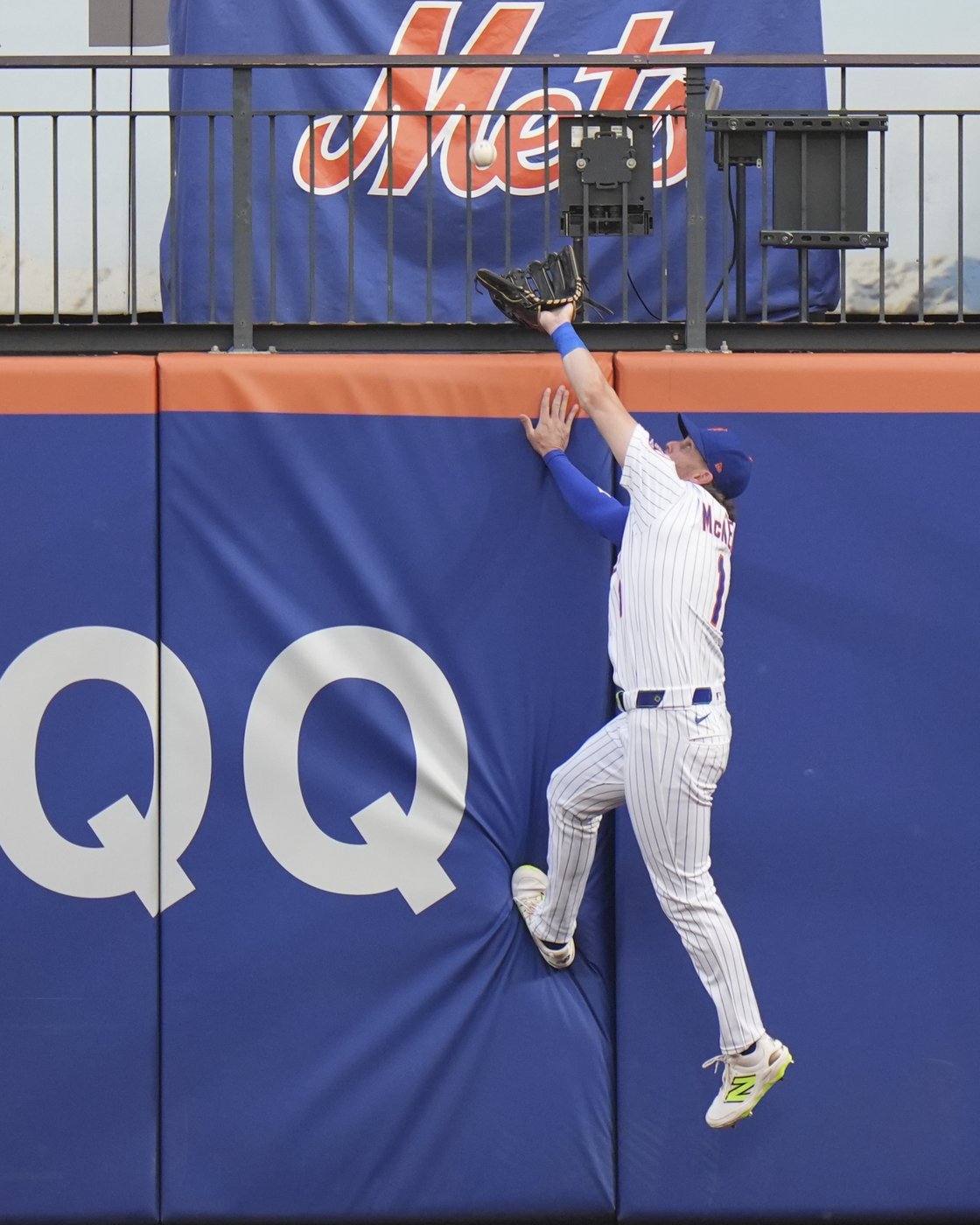 Soto hits 2 homers and Mets beat Braves 7-3 for 2nd victory in 12 games | iNFOnews.ca Soto hits 2 homers and Mets beat Braves 7-3 for 2nd victory in 12 games | iNFOnews.ca