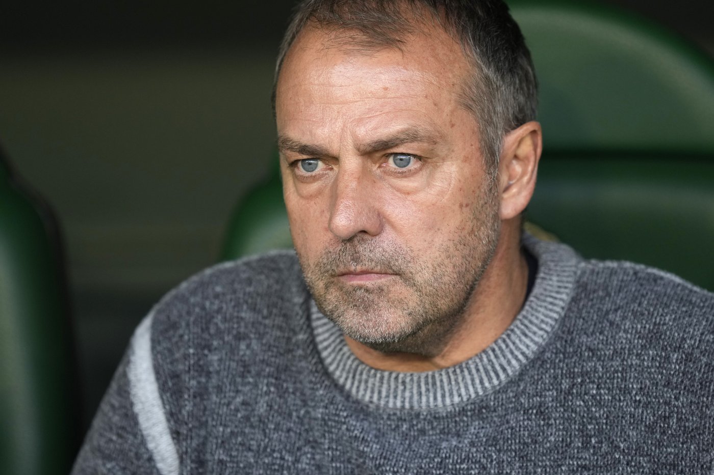 Flick sent off for protesting penalty in Barcelona draw and Real Madrid closes on leader | iNFOnews.ca Flick sent off for protesting penalty in Barcelona draw and Real Madrid closes on leader | iNFOnews.ca
