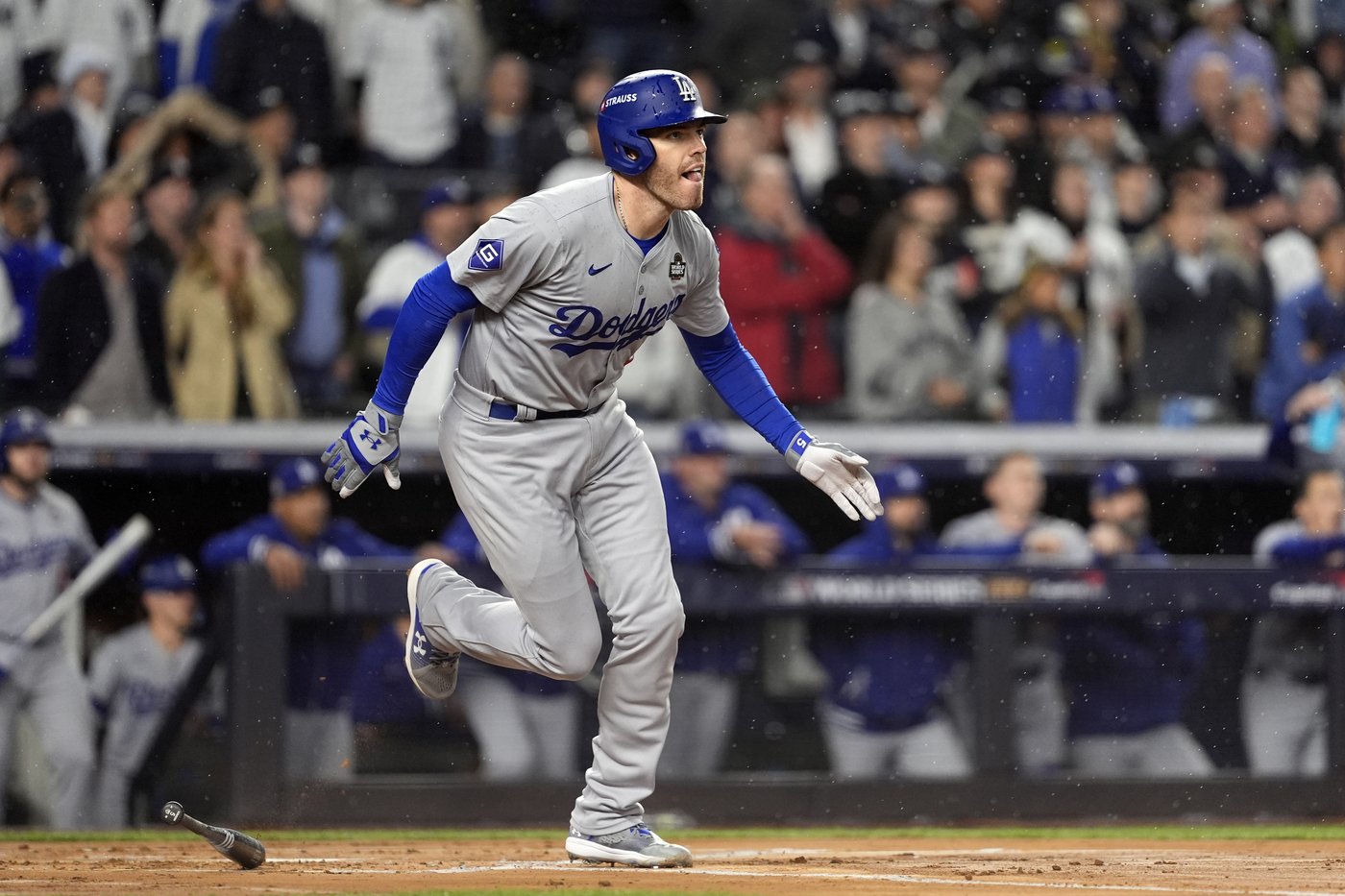 Freddie Freeman homers again for Dodgers early in Game 4 to set a pair of World Series records | iNFOnews.ca