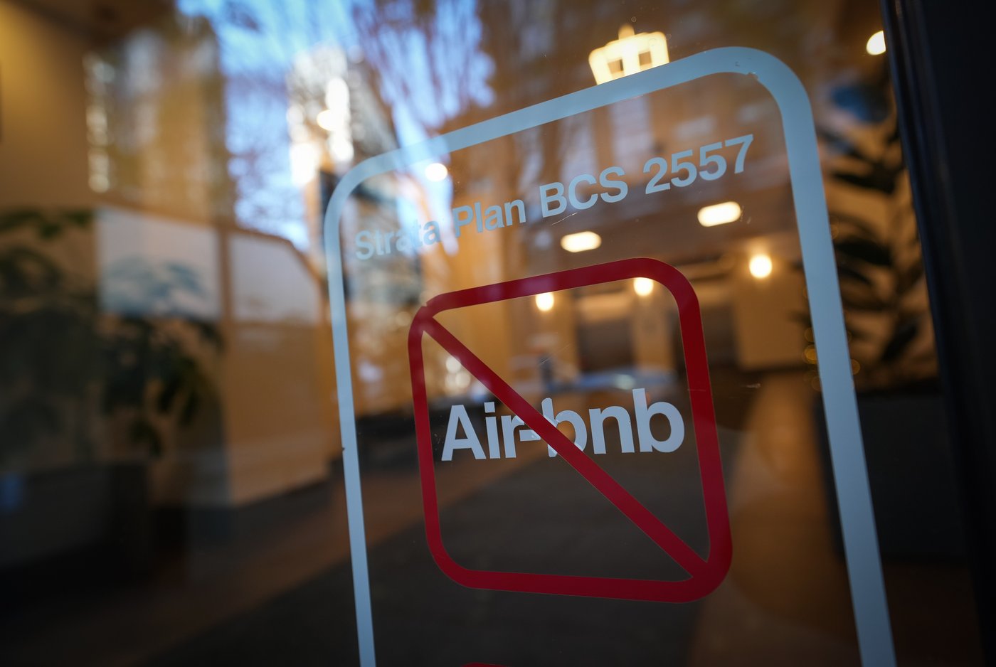B.C. Supreme Court certifies class-action lawsuit against Airbnb | iNFOnews.ca