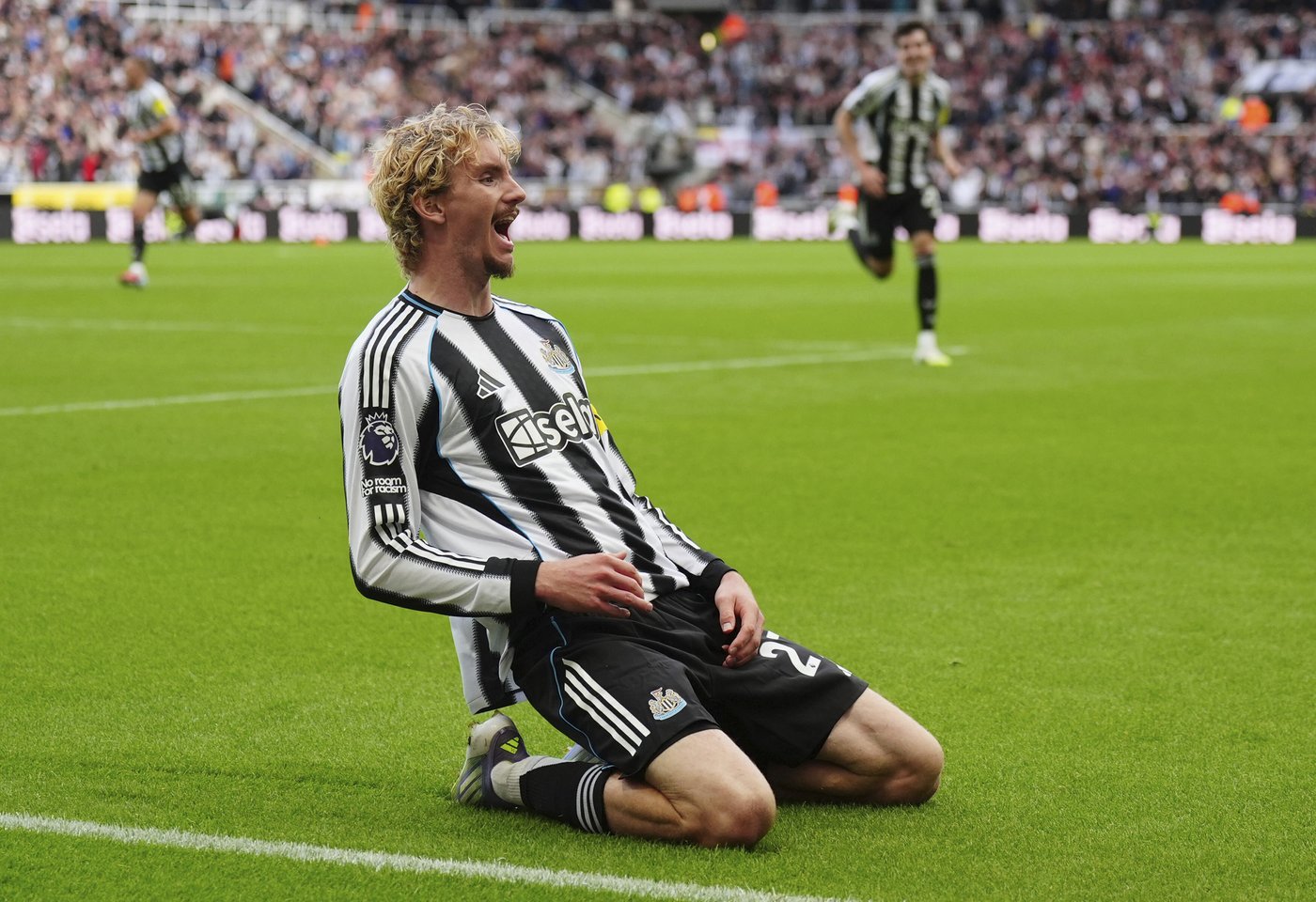 Postecoglou's Forest loses 3-0 at Arsenal and Woltemade scores winner on Newcastle debut | iNFOnews.ca Postecoglou's Forest loses 3-0 at Arsenal and Woltemade scores winner on Newcastle debut | iNFOnews.ca