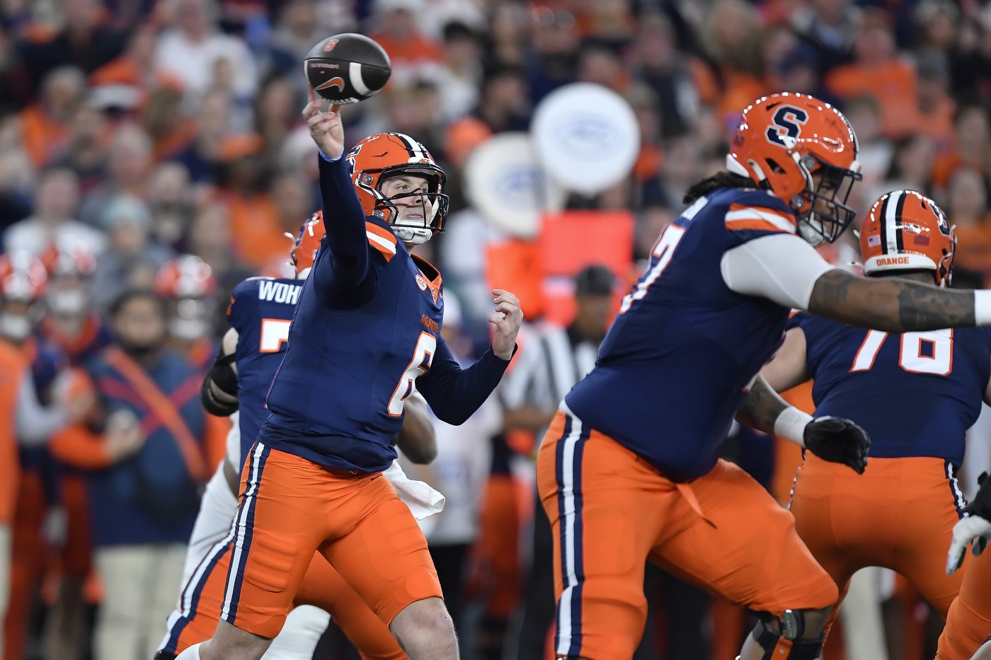 AP Player of the Week: QB Kyle McCord shreds Miami defense in Syracuse's first top-10 win since 2017 | iNFOnews.ca