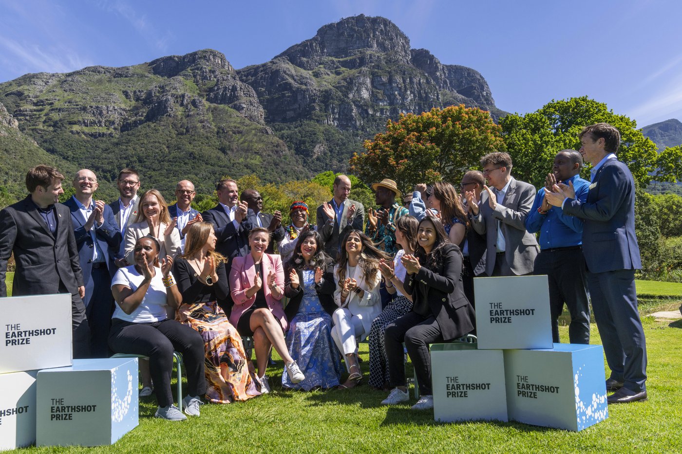 Prince William, in biodegradable sneakers, attends his Earthshot environment awards in South Africa | iNFOnews.ca Prince William, in biodegradable sneakers, attends his Earthshot environment awards in South Africa | iNFOnews.ca