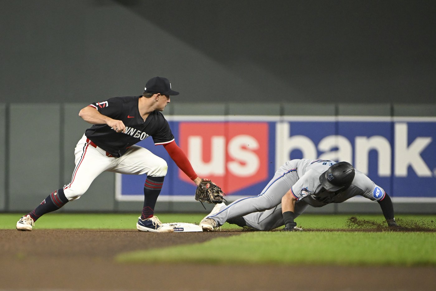 Twins snap a three-game skid with 8-3 win over Miami and send the Marlins to their 100th loss | iNFOnews.ca