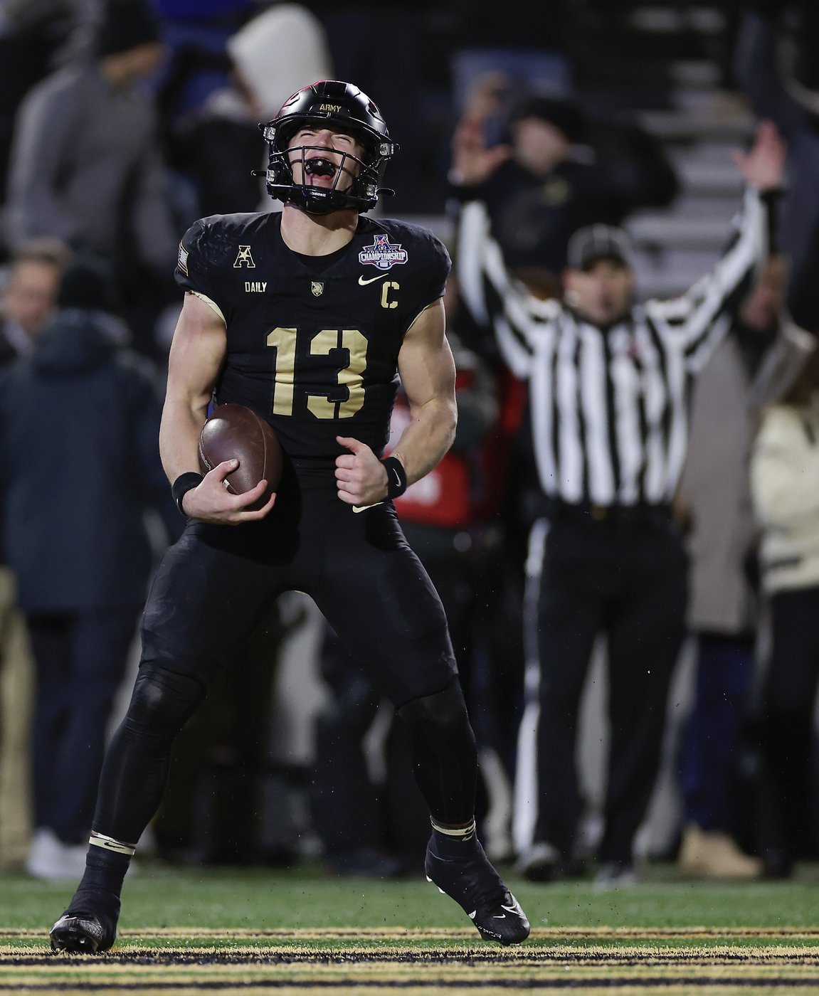 No. 24 Army wins AAC championship in first attempt as Daily runs for 4 TDs in 35-14 win over Tulane | iNFOnews.ca No. 24 Army wins AAC championship in first attempt as Daily runs for 4 TDs in 35-14 win over Tulane | iNFOnews.ca