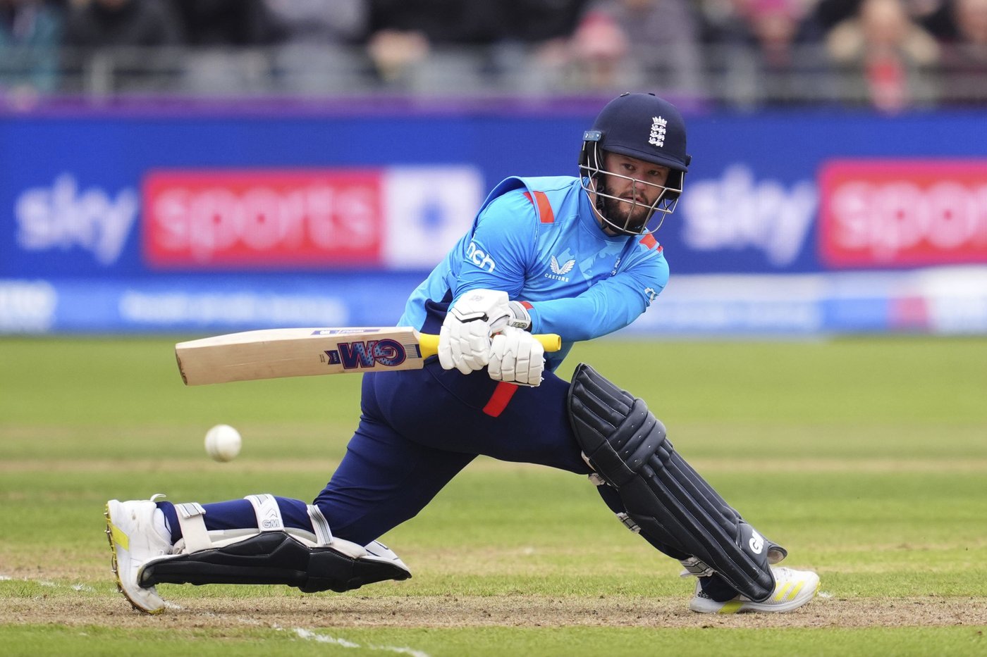 Australia clinches one-day cricket series 3-2 after rain arrives too late for England | iNFOnews.ca