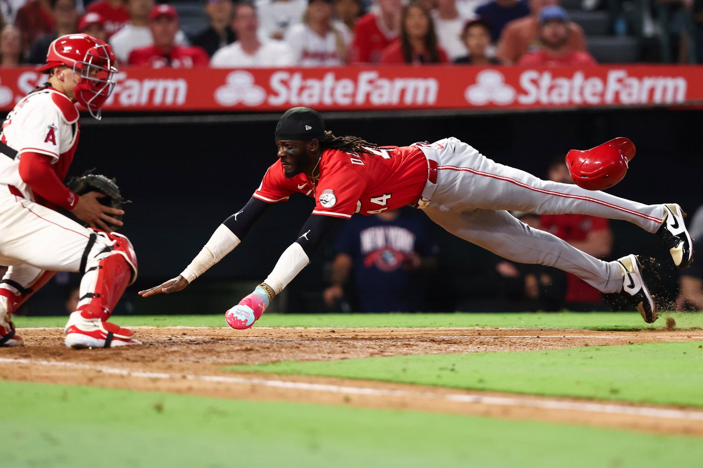 Lux hits 2-run homer and Singer pitches triple-happy Reds to 4-1 win over Angels | iNFOnews.ca Lux hits 2-run homer and Singer pitches triple-happy Reds to 4-1 win over Angels | iNFOnews.ca