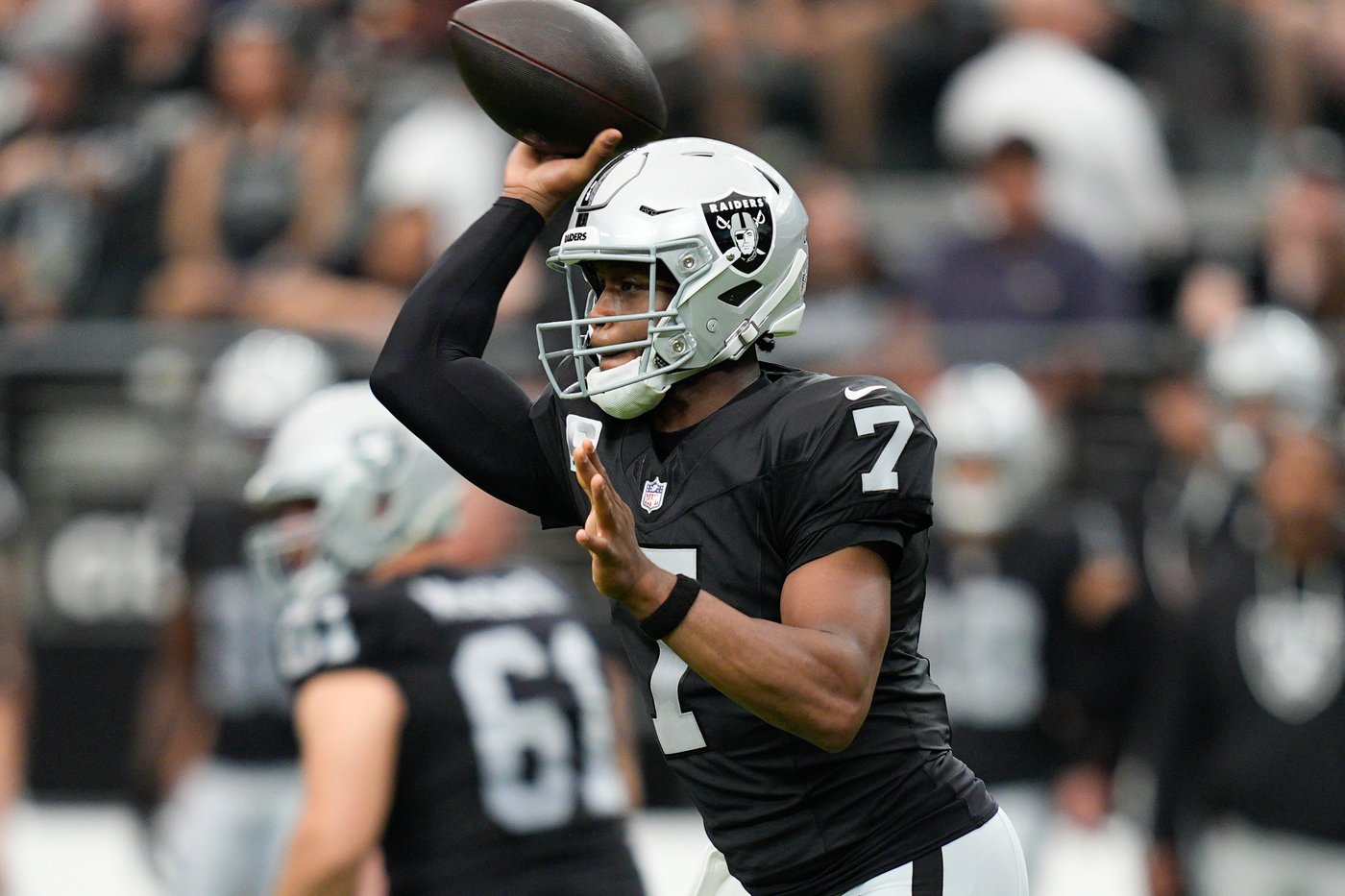 Raiders' Pete Carroll stands by Geno Smith despite costly interceptions | iNFOnews.ca Raiders' Pete Carroll stands by Geno Smith despite costly interceptions | iNFOnews.ca