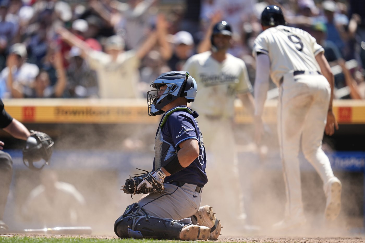 Yandy Díaz's RBI double starts 3-run 10th for Rays in 7-5 win over Twins | iNFOnews.ca