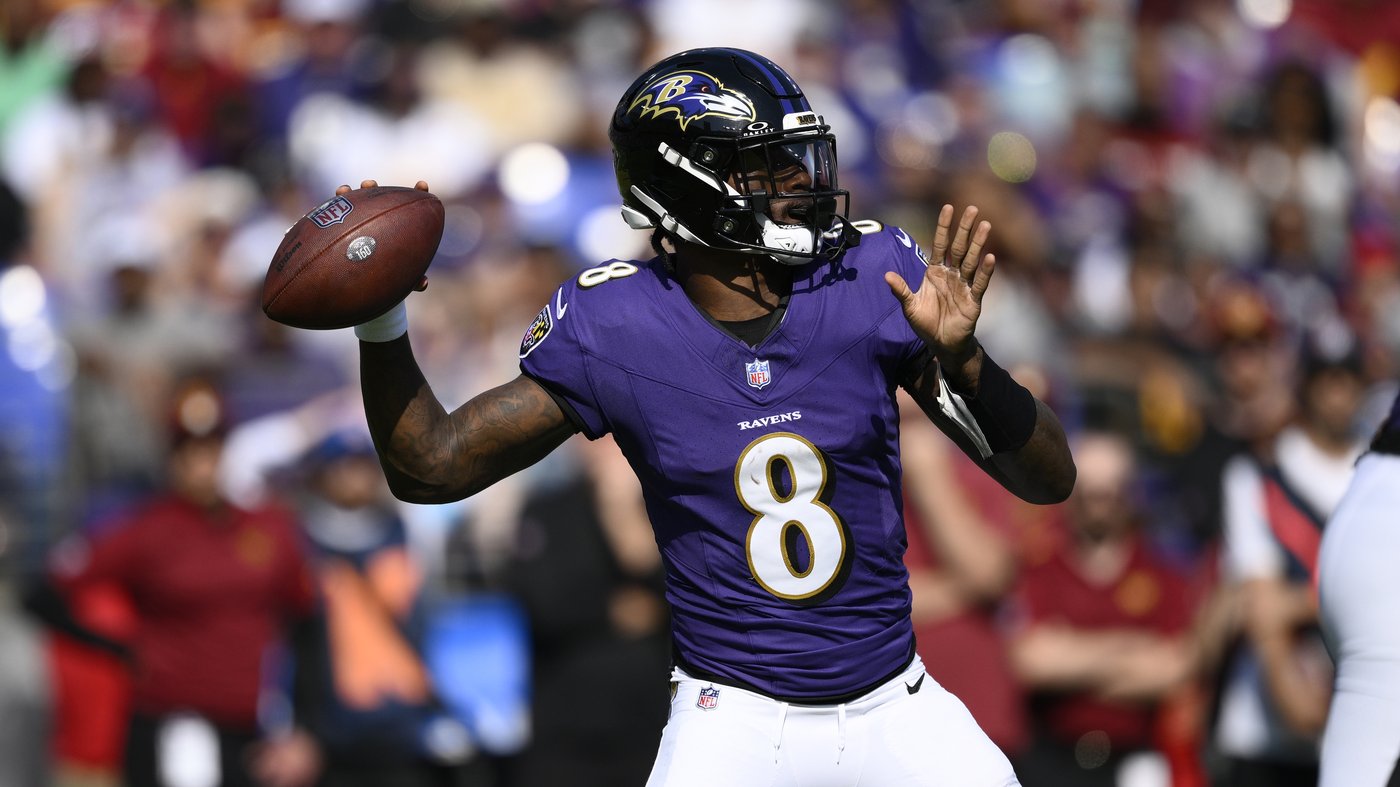 Derrick Henry runs for two TDs and Lamar Jackson throws for 323 yards as Ravens beat Commanders | iNFOnews.ca