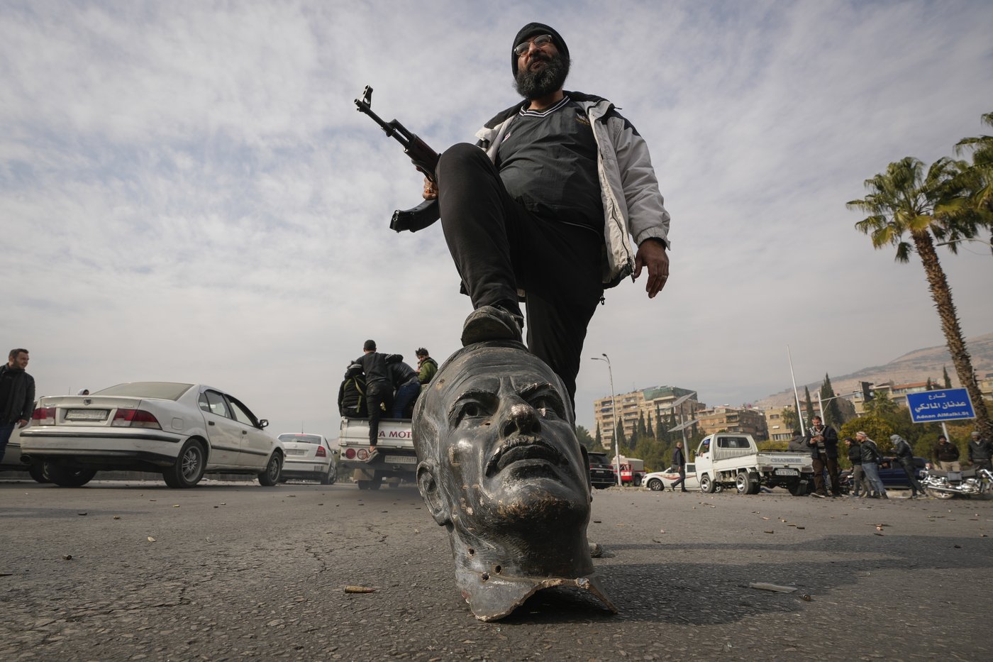 Assad's fall in Syria is a 'fundamental act of justice,' but also 'a moment of risk,' Biden says | iNFOnews.ca Assad's fall in Syria is a 'fundamental act of justice,' but also 'a moment of risk,' Biden says | iNFOnews.ca