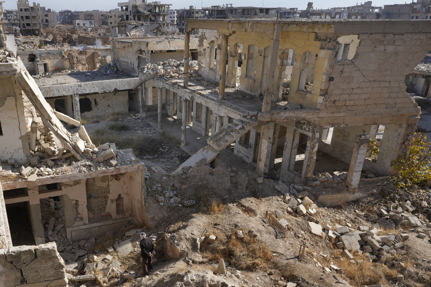 Syria's dwindling Jewish community can visit one of the world's oldest synagogues again | iNFOnews.ca Syria's dwindling Jewish community can visit one of the world's oldest synagogues again | iNFOnews.ca