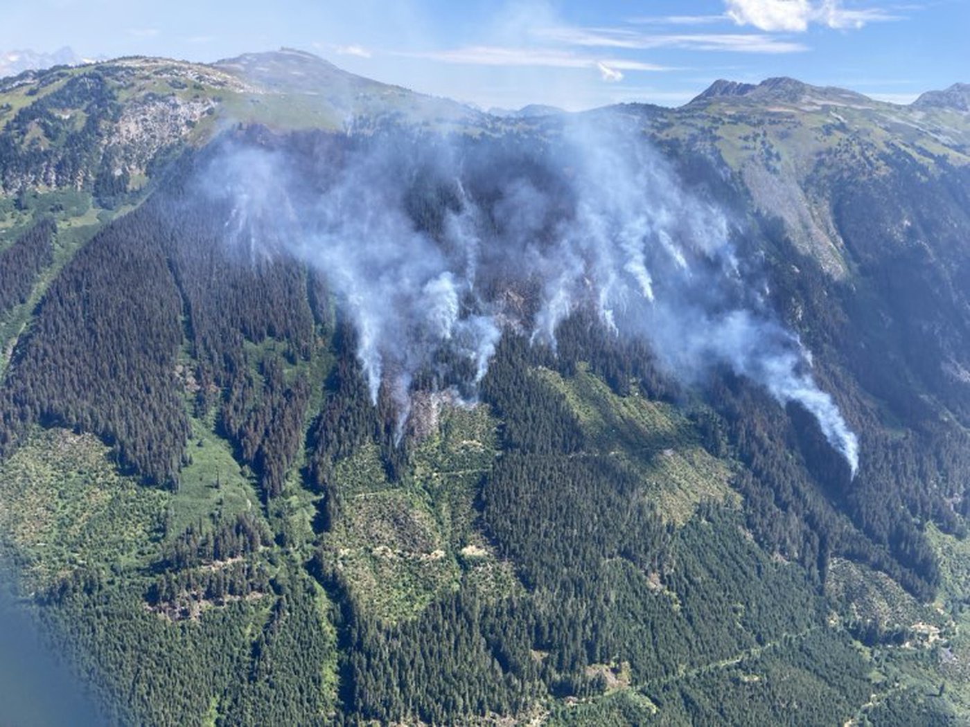 Wildfire under control after prompting evacuation order in Grand Forks, B.C. | iNFOnews.ca