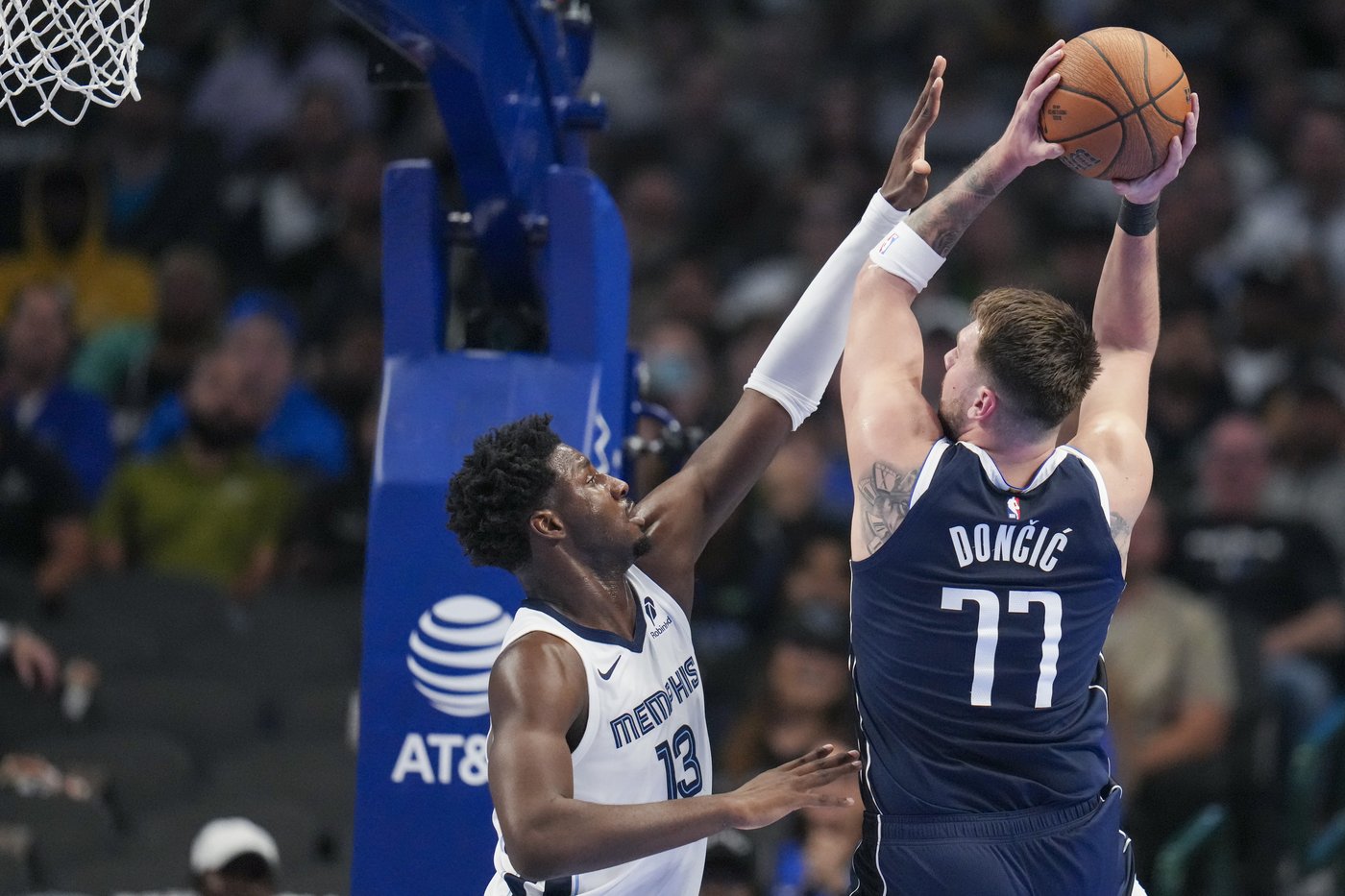 Mavericks rally late to beat Grizzlies 121-116 and advance to NBA Cup quarterfinals | iNFOnews.ca Mavericks rally late to beat Grizzlies 121-116 and advance to NBA Cup quarterfinals | iNFOnews.ca
