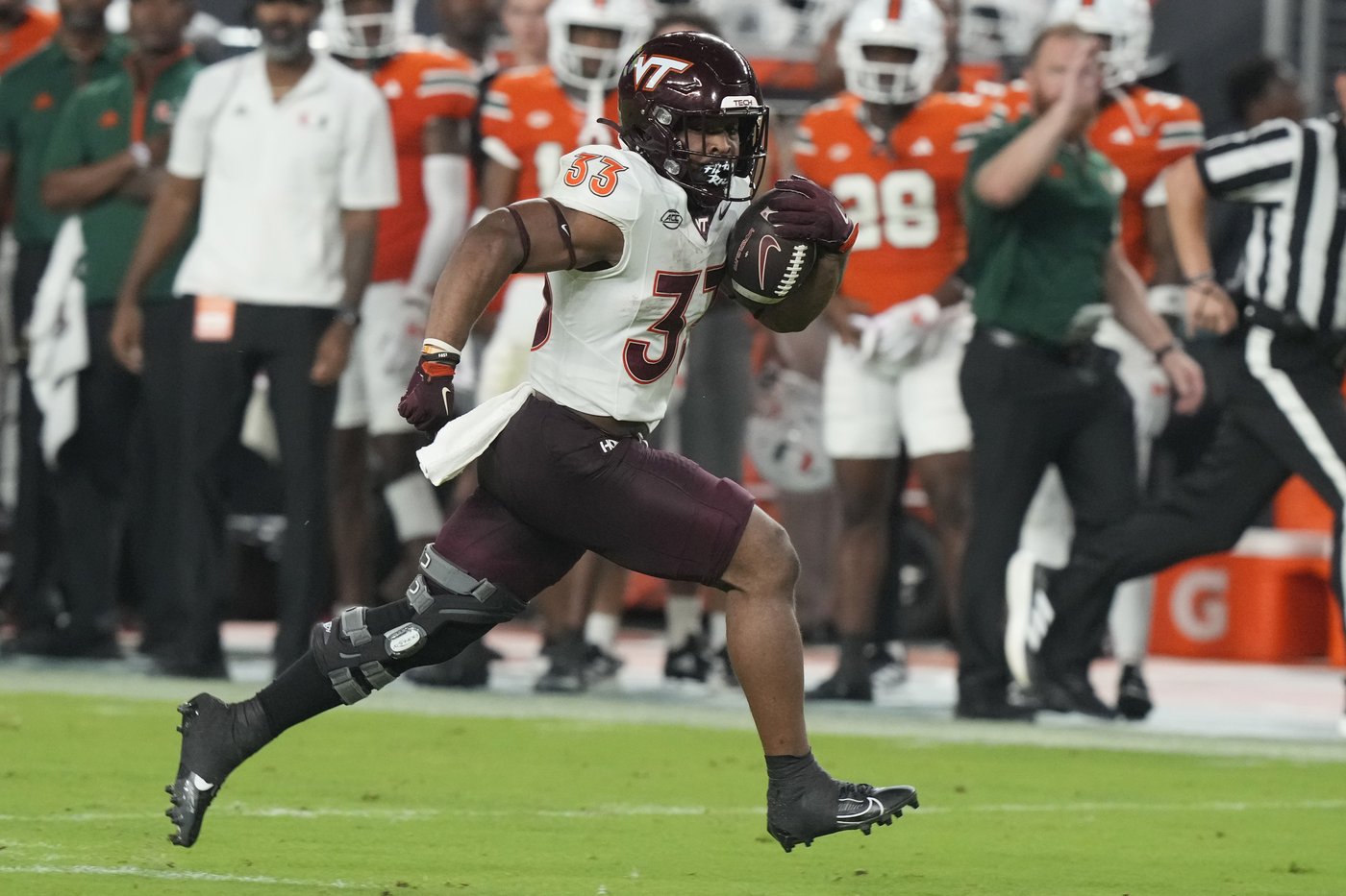 No. 7 Miami survives Virginia Tech 38-34 to remain unbeaten after Hail Mary TD overturned | iNFOnews.ca No. 7 Miami survives Virginia Tech 38-34 to remain unbeaten after Hail Mary TD overturned | iNFOnews.ca