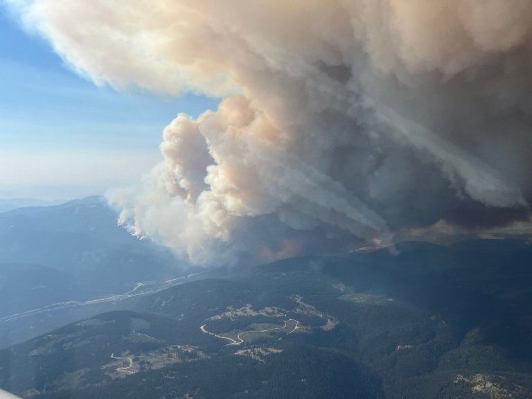 Local emergency declared over B.C. fire that shut highway as evacuation orders expand | iNFOnews.ca