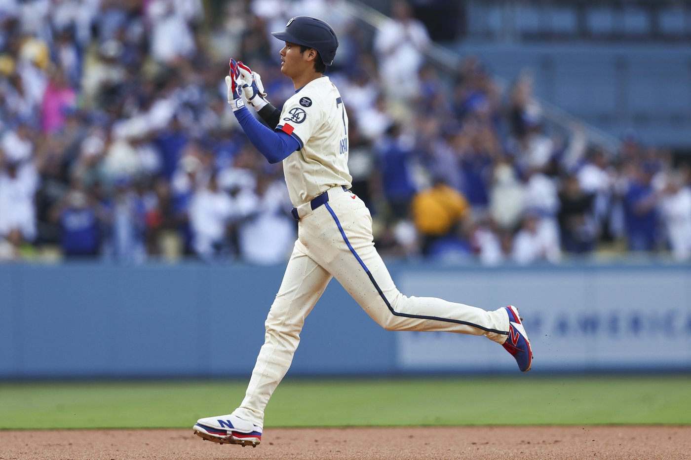 Shohei Ohtani hits 2 homers against Giants, ending the Dodgers star's 10-game homer drought | iNFOnews.ca Shohei Ohtani hits 2 homers against Giants, ending the Dodgers star's 10-game homer drought | iNFOnews.ca