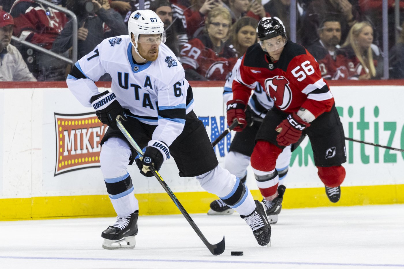 Jake Allen gets his 1st shutout with the Devils, who beat Utah 3-0 | iNFOnews.ca Jake Allen gets his 1st shutout with the Devils, who beat Utah 3-0 | iNFOnews.ca