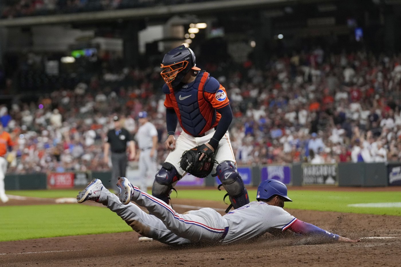Zack Short hits an RBI single in 11th inning to lift Astros over Rangers 5-4 | iNFOnews.ca Zack Short hits an RBI single in 11th inning to lift Astros over Rangers 5-4 | iNFOnews.ca
