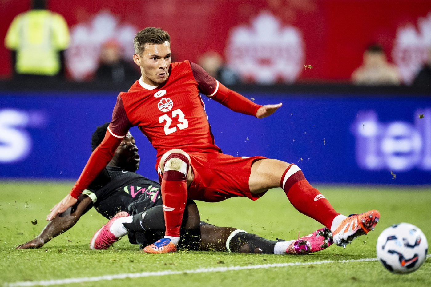 Canadian men fall 1-0 to Australia in soccer friendly in Montreal | iNFOnews.ca