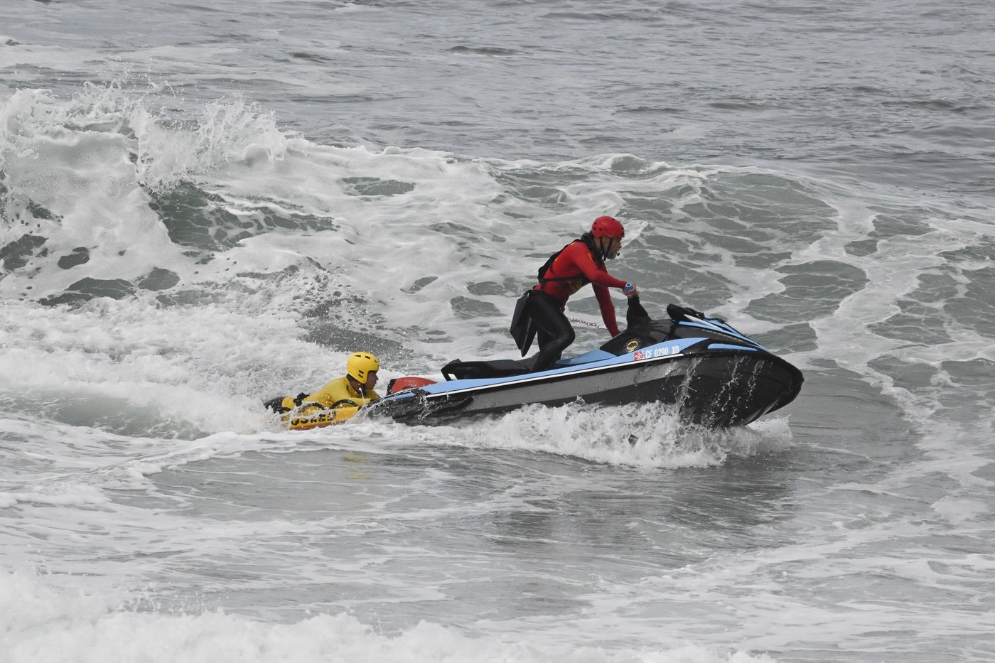 Boat believed to be carrying migrants capsizes off California coast, leaving 3 dead and 7 missing | iNFOnews.ca Boat believed to be carrying migrants capsizes off California coast, leaving 3 dead and 7 missing | iNFOnews.ca