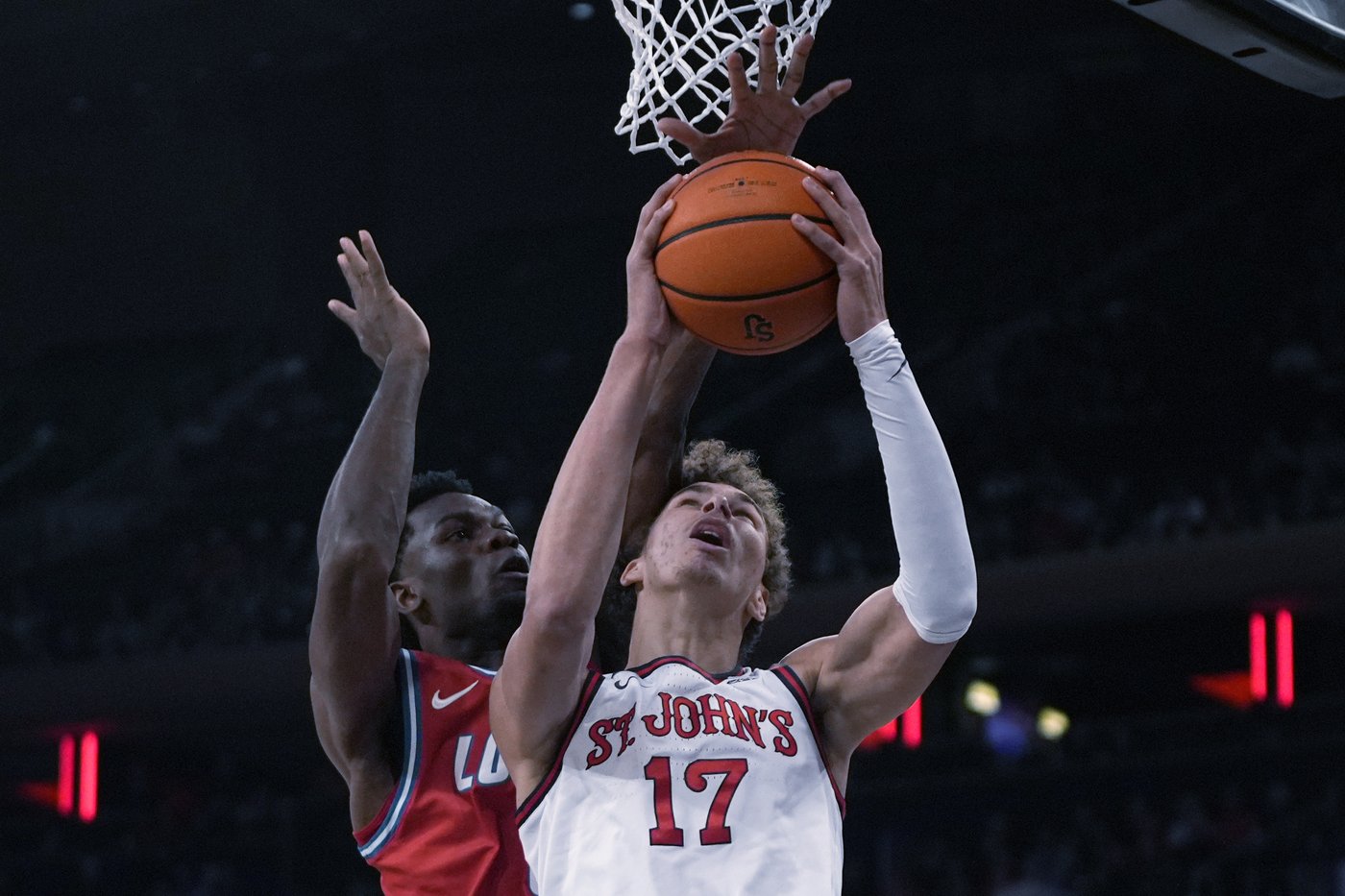 Rick Pitino defeats his son in their latest coaching clash as No. 22 St. John's tops New Mexico | iNFOnews.ca
