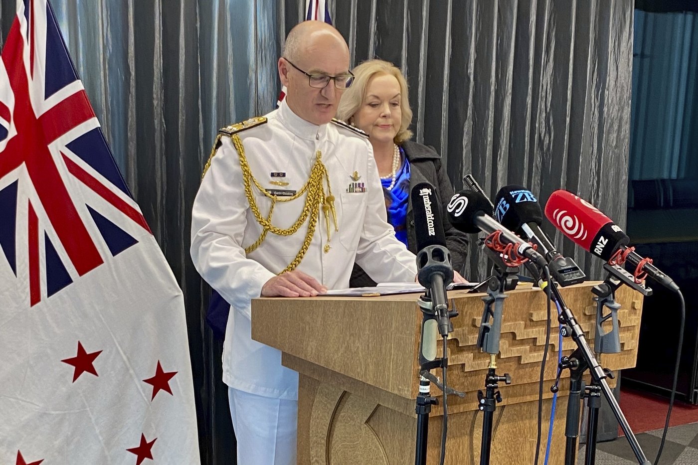 Crew mistakes caused the sinking of a New Zealand navy ship off Samoan coast, inquiry finds | iNFOnews.ca