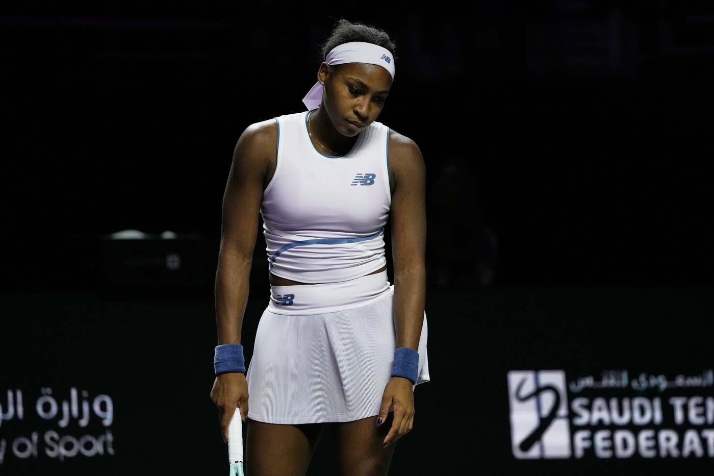 Aryna Sabalenka eliminates Coco Gauff to reach last four at WTA finals | iNFOnews.ca