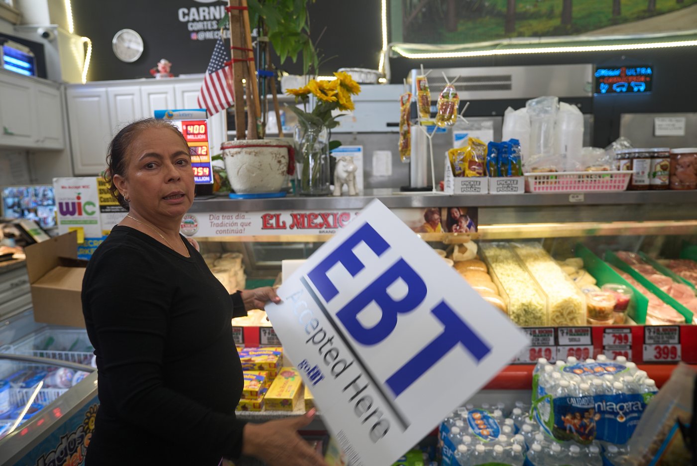 Democrats seize on Trump administration's efforts to fight food stamp payments | iNFOnews.ca Democrats seize on Trump administration's efforts to fight food stamp payments | iNFOnews.ca