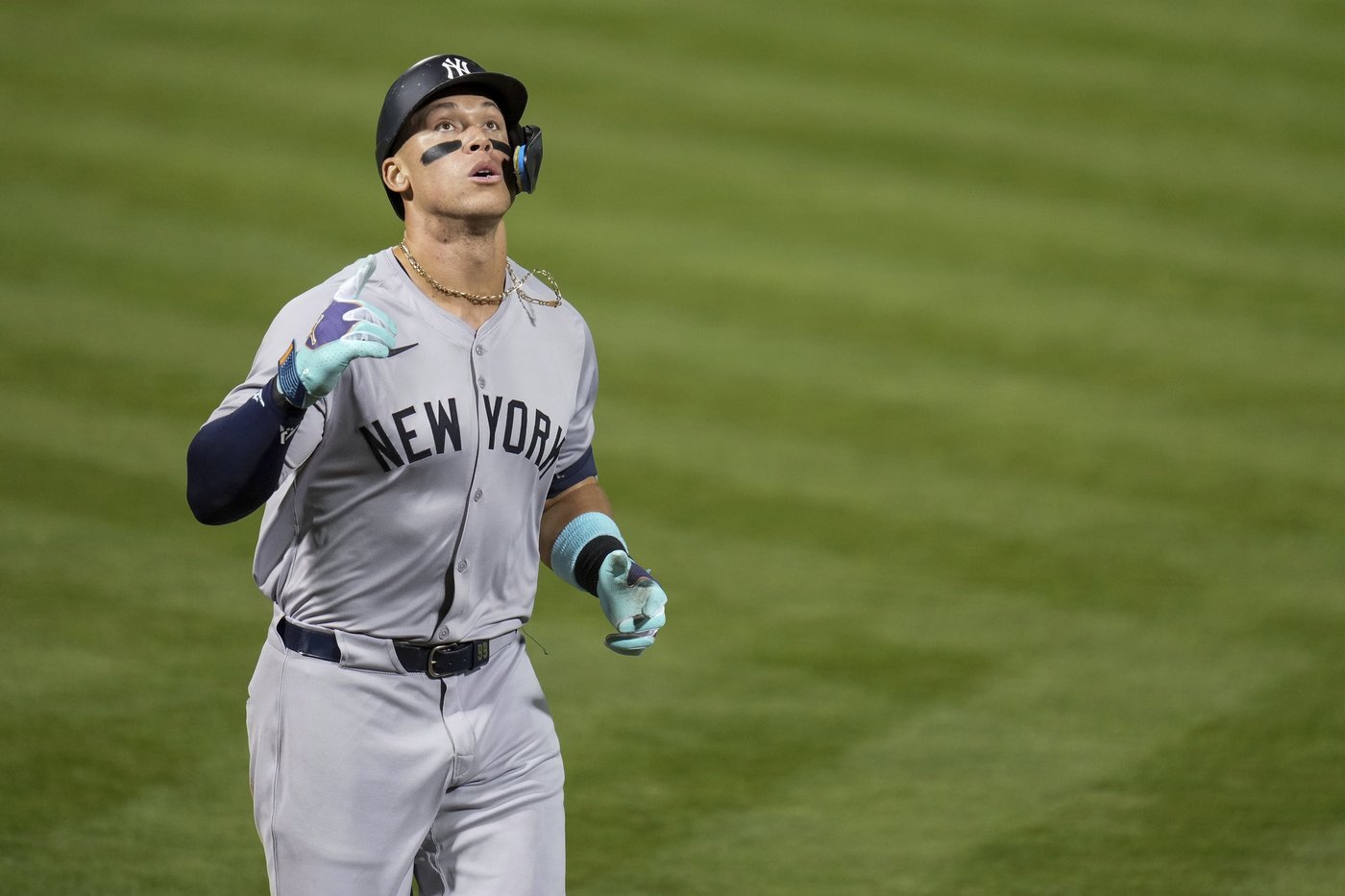 Judge hits major league-leading 54th homer, Stanton, Volpe also connect as Yankees pound A's 10-0 | iNFOnews.ca Judge hits major league-leading 54th homer, Stanton, Volpe also connect as Yankees pound A's 10-0 | iNFOnews.ca
