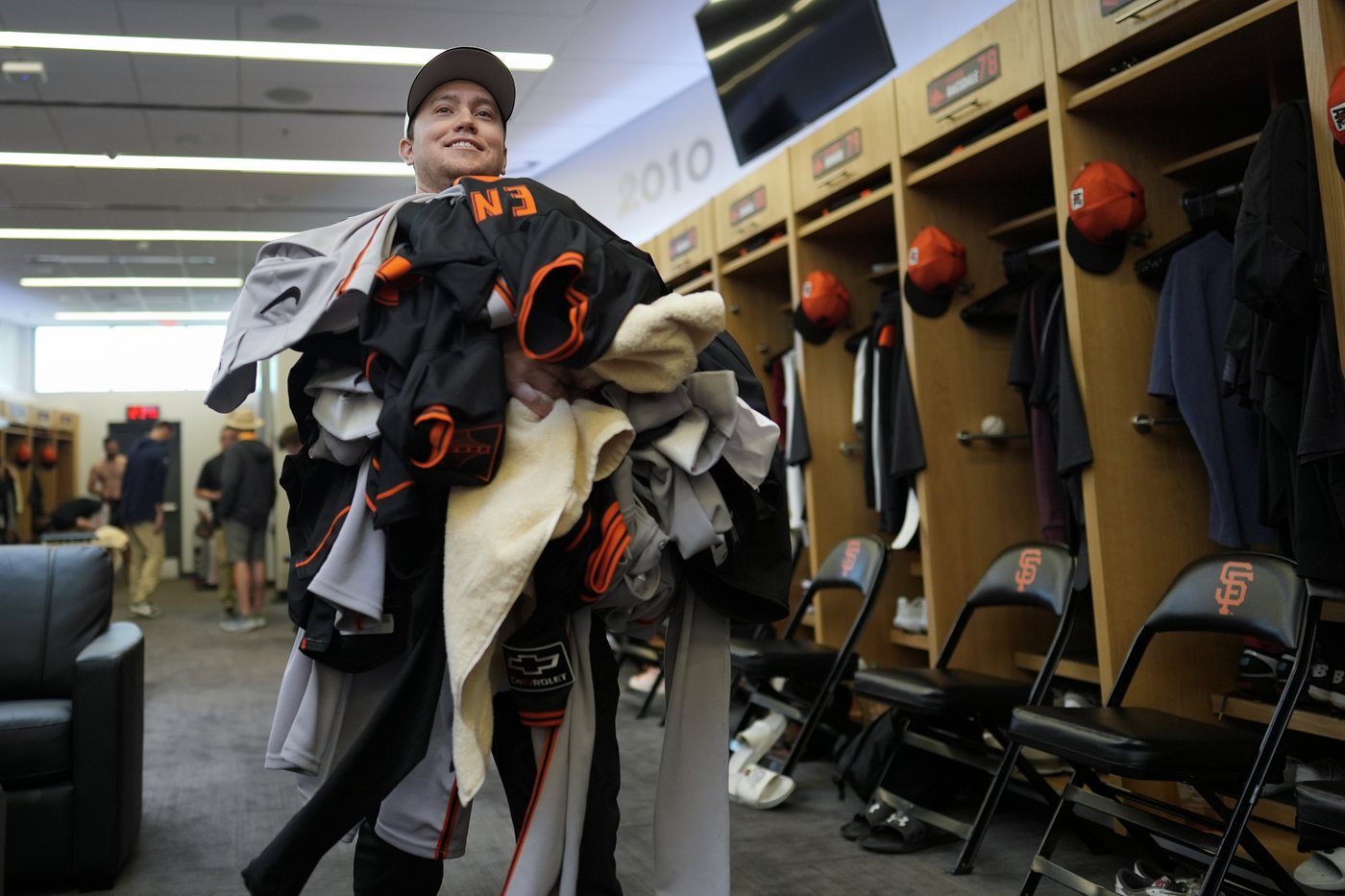 Learn a few laundry secrets from the baseball pros - the clubhouse staffers who wash MLB uniforms | iNFOnews.ca Learn a few laundry secrets from the baseball pros - the clubhouse staffers who wash MLB uniforms | iNFOnews.ca