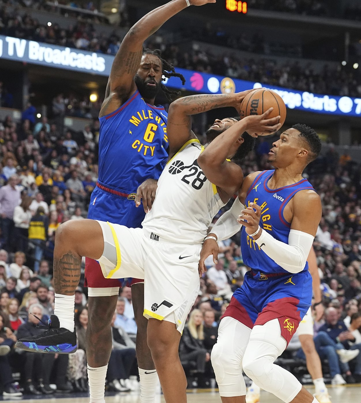 Nikola Jokic scores team-high 27 points, leading the Nuggets past the Jazz 129-103 | iNFOnews.ca Nikola Jokic scores team-high 27 points, leading the Nuggets past the Jazz 129-103 | iNFOnews.ca