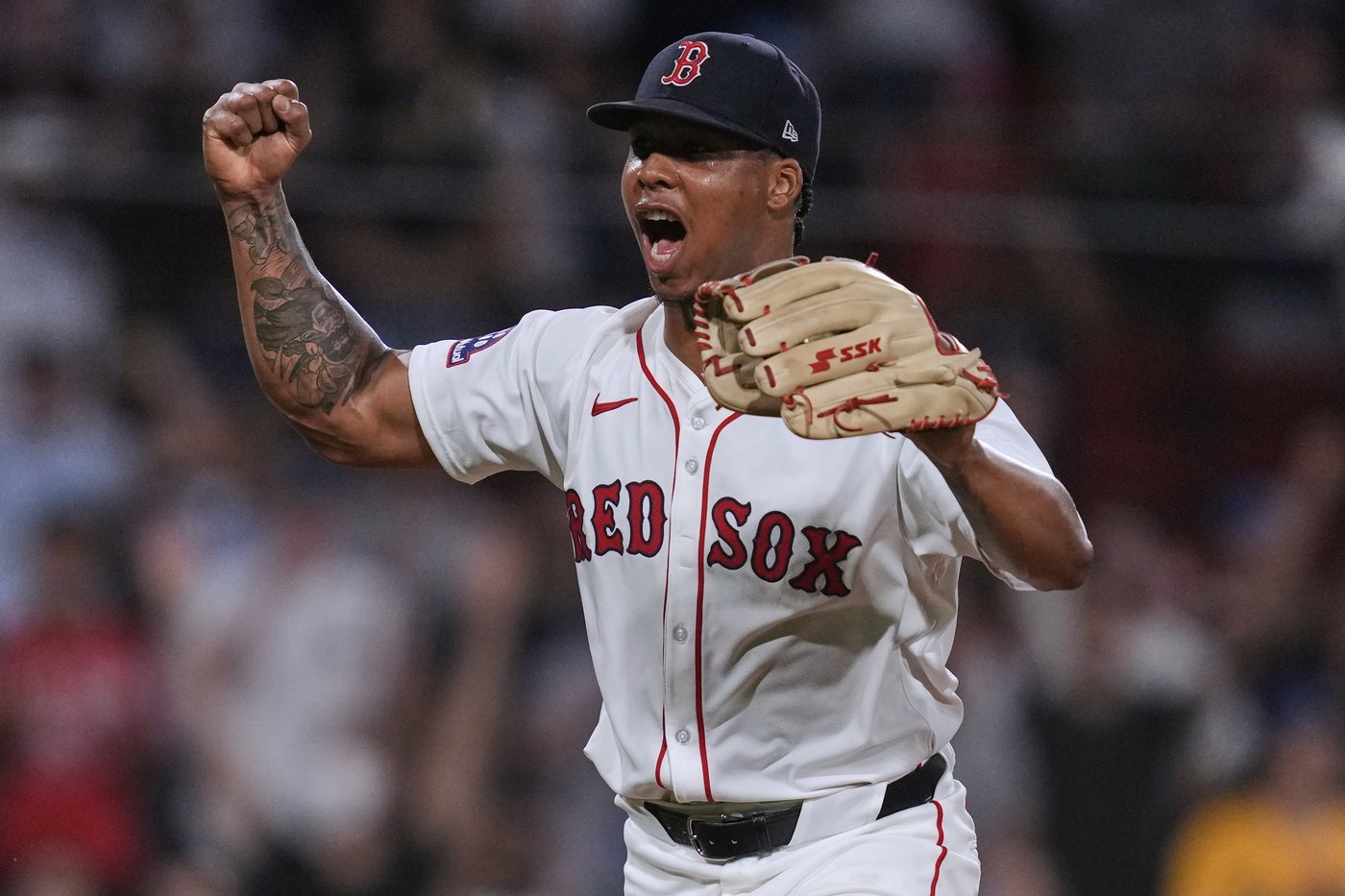 Bello strikes out 10 in complete-game effort as Red Sox beat Rockies 10-2 for 5th straight win | iNFOnews.ca Bello strikes out 10 in complete-game effort as Red Sox beat Rockies 10-2 for 5th straight win | iNFOnews.ca
