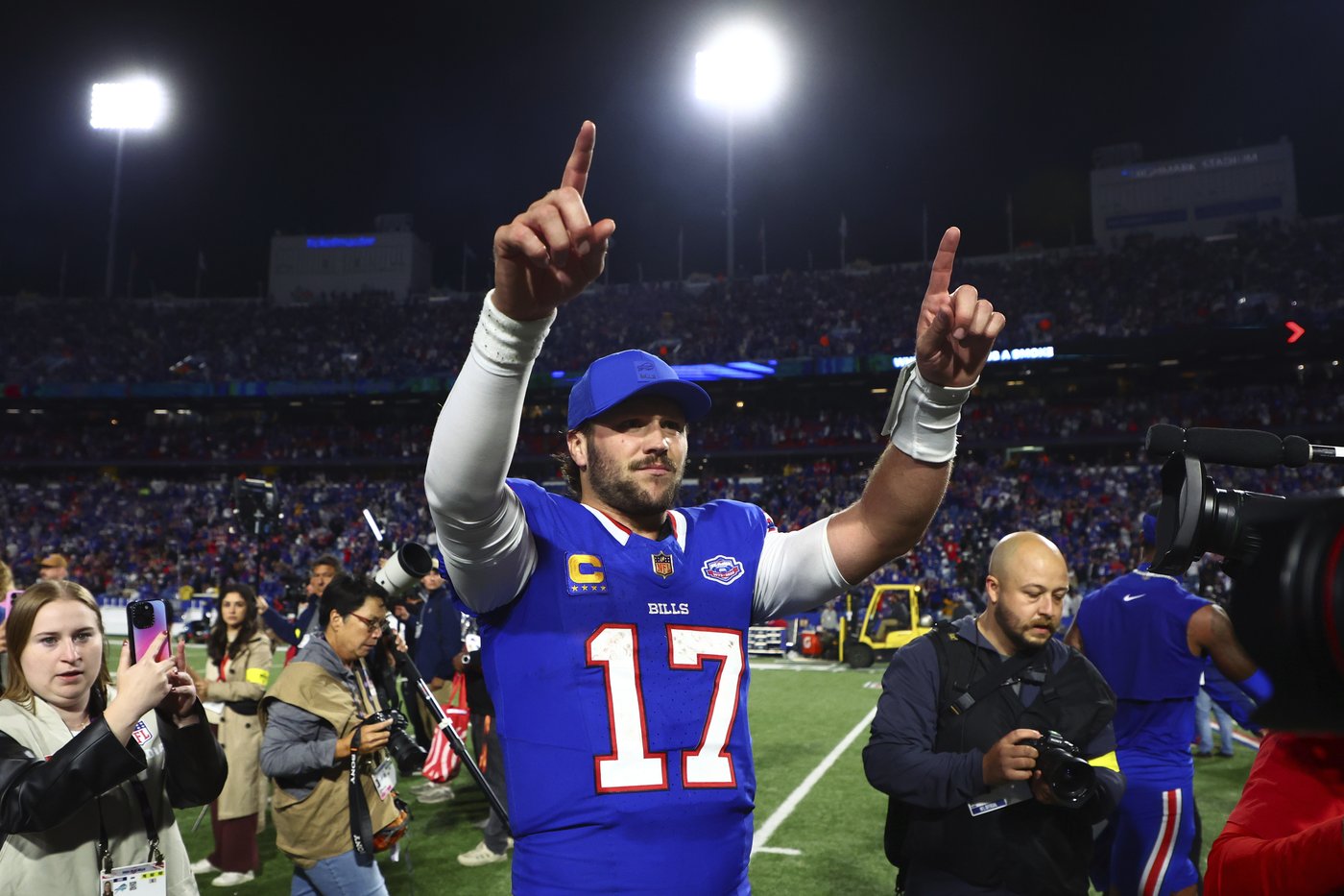 Josh Allen rallies Bills for 16 points in last 4 minutes to stun Ravens 41-40 in prime-time thriller | iNFOnews.ca Josh Allen rallies Bills for 16 points in last 4 minutes to stun Ravens 41-40 in prime-time thriller | iNFOnews.ca