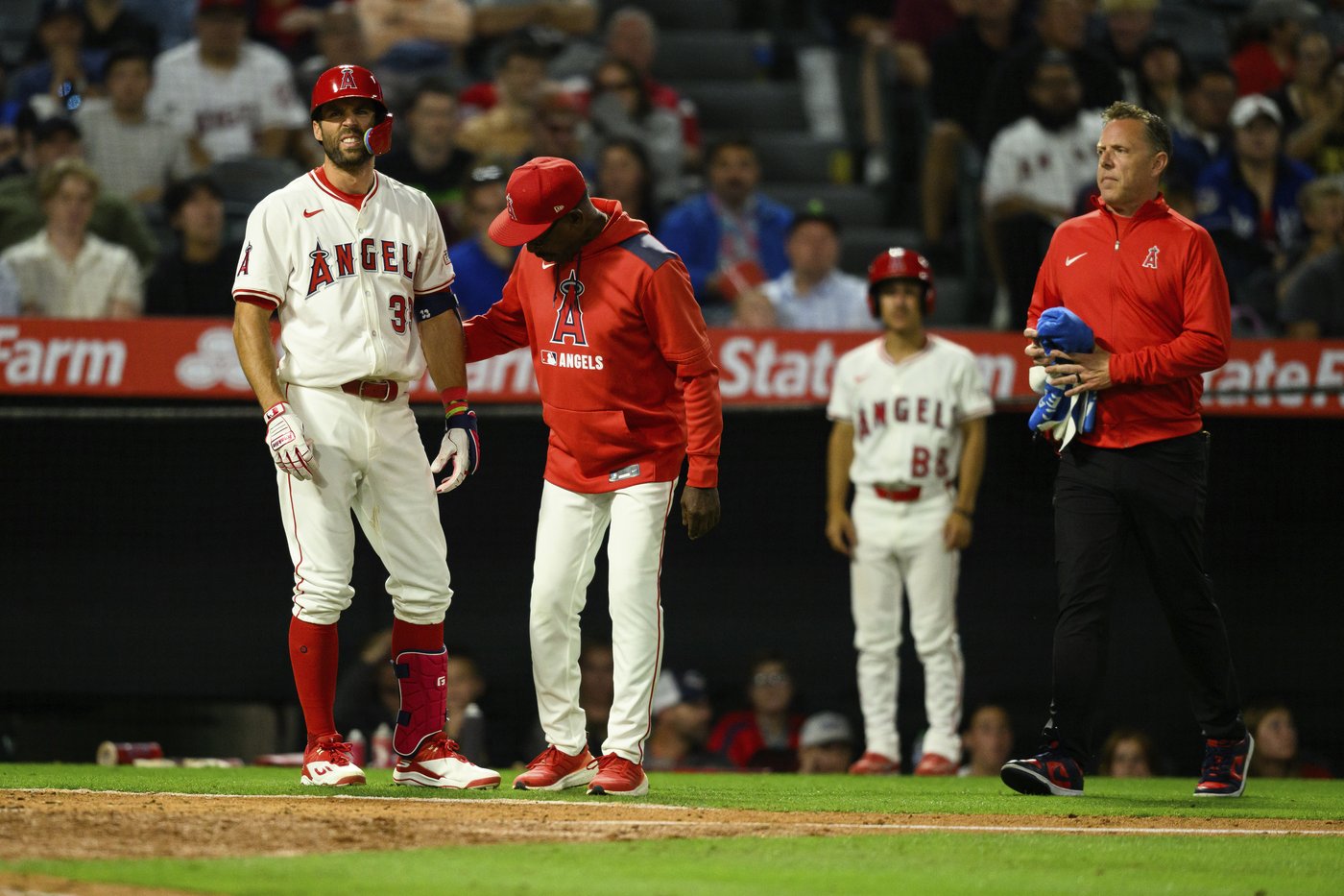 Angels' Chris Taylor placed on injured list with broken left hand | iNFOnews.ca Angels' Chris Taylor placed on injured list with broken left hand | iNFOnews.ca