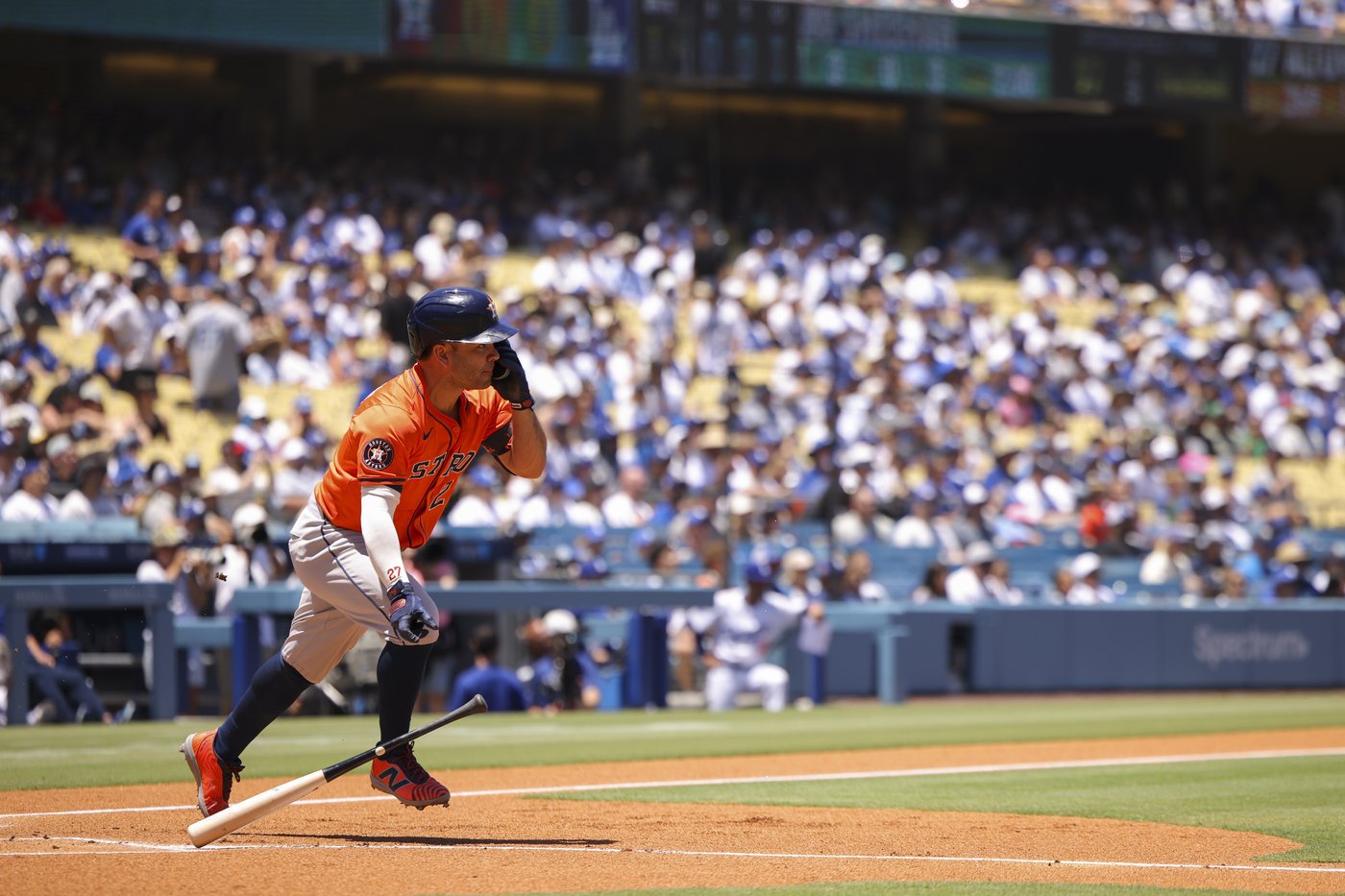 Christian Walker, Yainer Diaz and Jose Altuve homer in Astros' 5-1 win to complete sweep of Dodgers | iNFOnews.ca Christian Walker, Yainer Diaz and Jose Altuve homer in Astros' 5-1 win to complete sweep of Dodgers | iNFOnews.ca