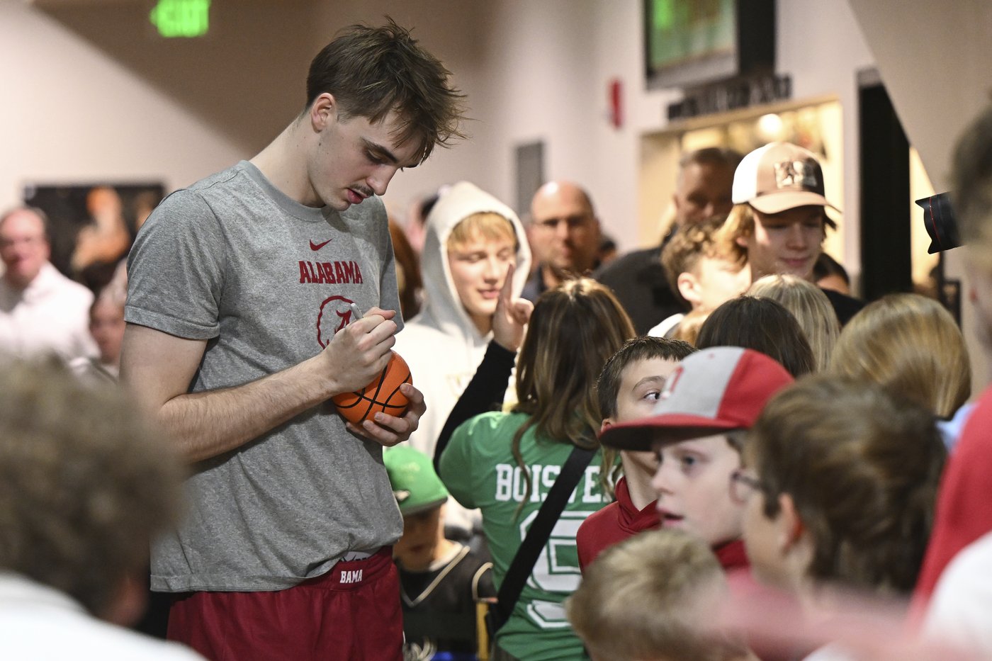 Nelson returns home to help No. 6 Alabama hold off Eaglestaff, North Dakota 97-90 | iNFOnews.ca