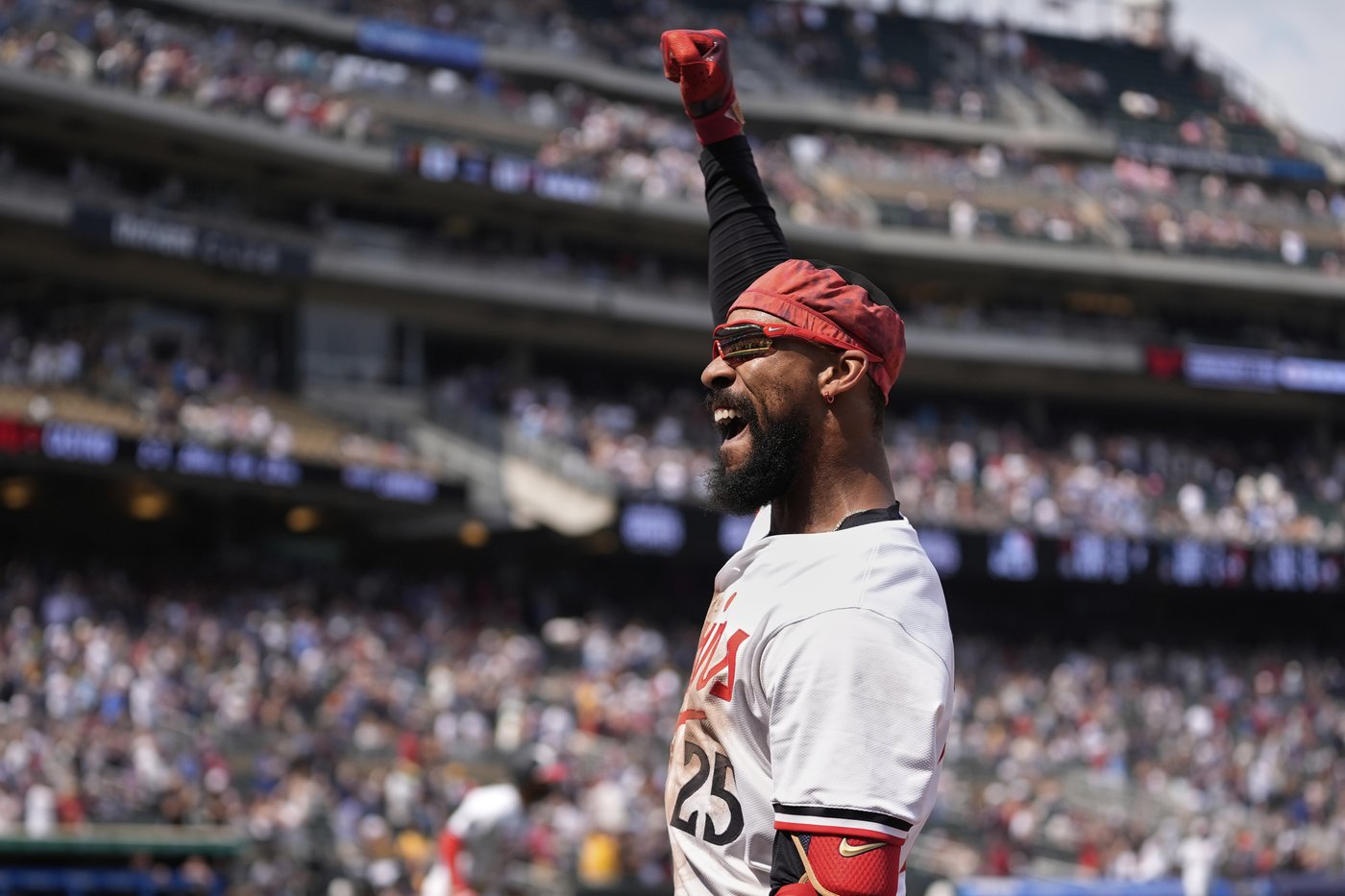 Twins' Byron Buxton hits for the cycle, the first at Target Field since the ballpark opened in 2010 | iNFOnews.ca
