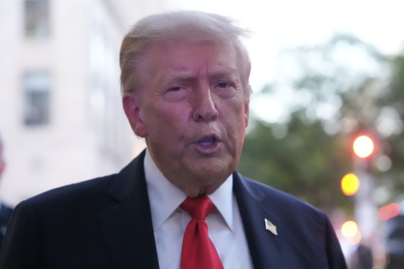 Trump's strike on alleged Venezuelan drug boat raises questions about his use of military power | iNFOnews.ca Trump's strike on alleged Venezuelan drug boat raises questions about his use of military power | iNFOnews.ca