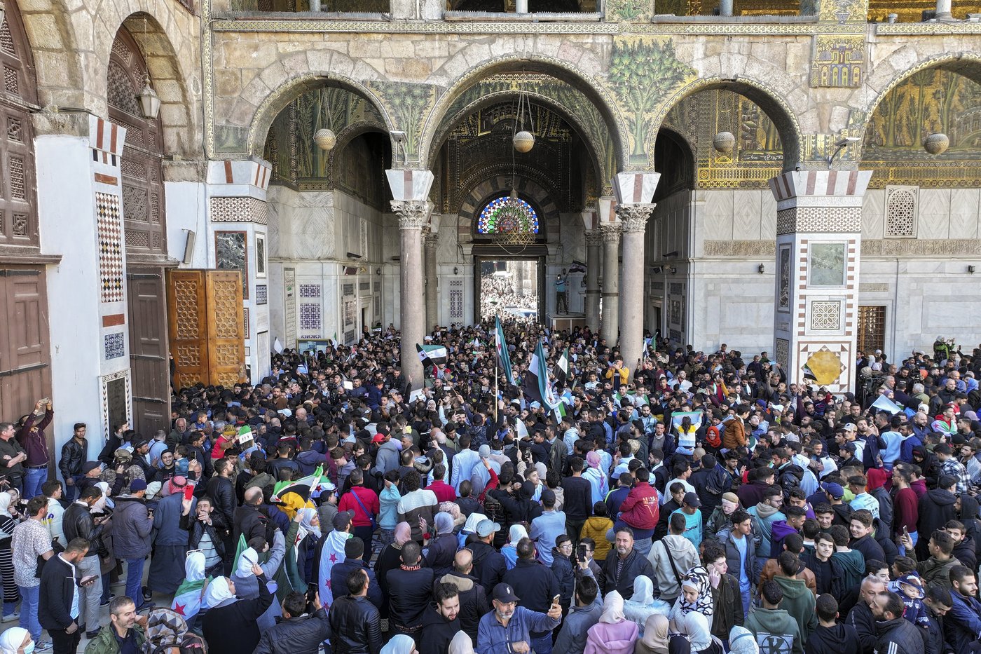Middle East latest: Syrians celebrate Assad's fall as US seeks a peaceful political transition | iNFOnews.ca