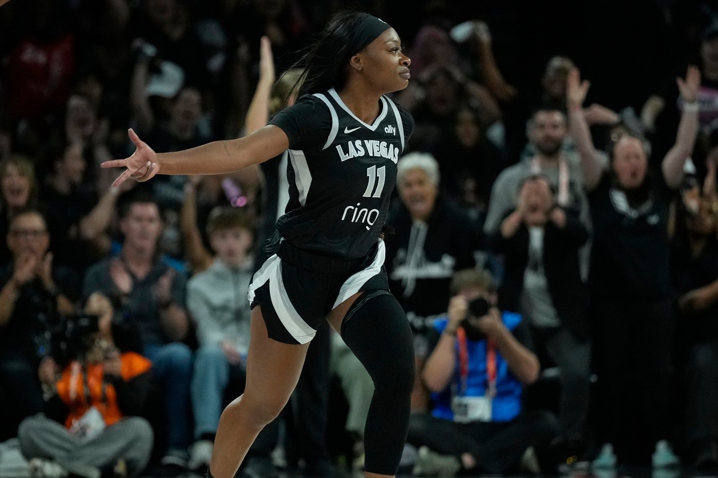 Las Vegas Aces bench comes up with needed spark in Game 1 victory over the Phoenix Mercury | iNFOnews.ca