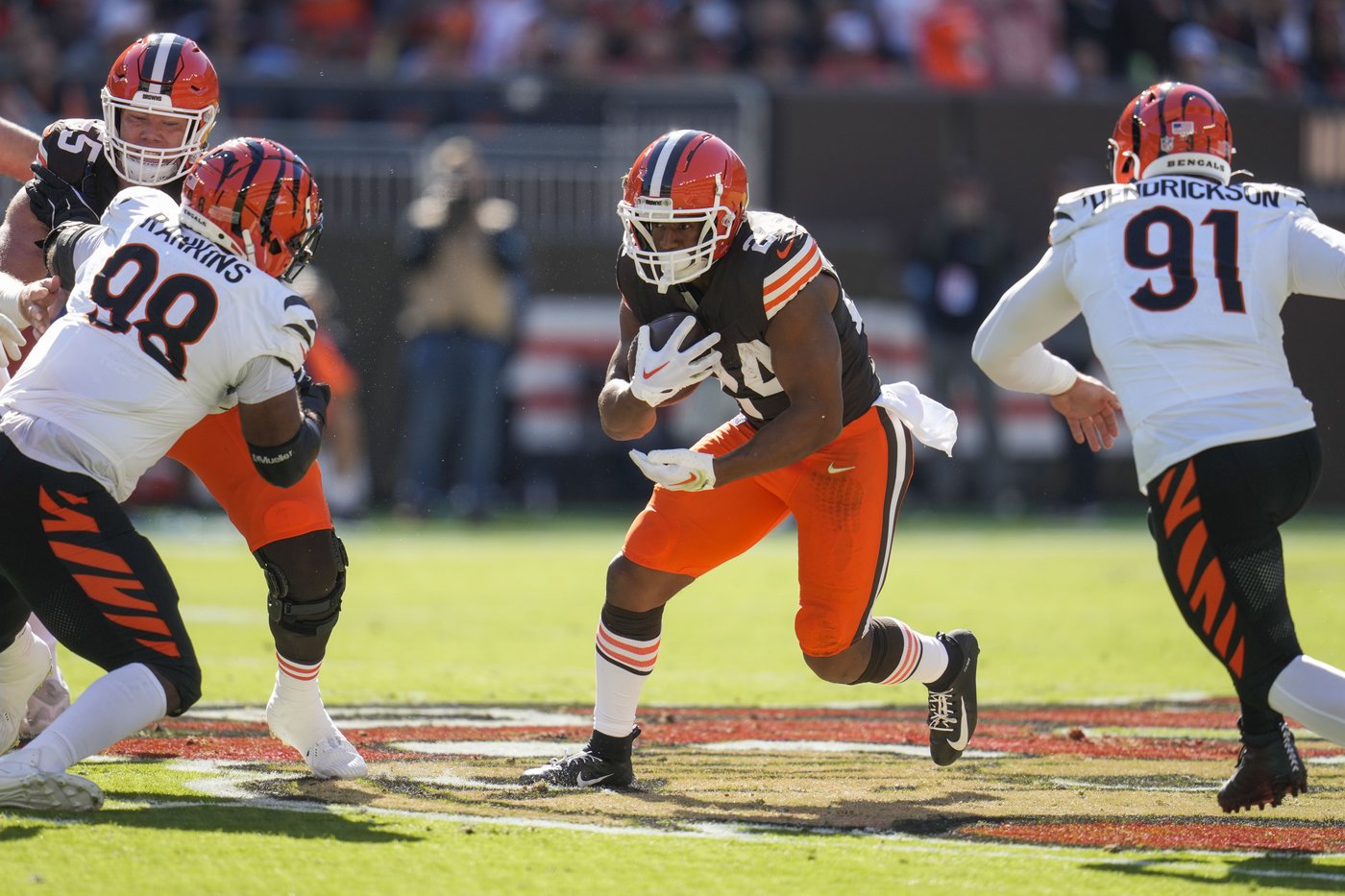 Nick Chubb scores TD for Browns in return after serious knee injury ended his 2023 season | iNFOnews.ca Nick Chubb scores TD for Browns in return after serious knee injury ended his 2023 season | iNFOnews.ca