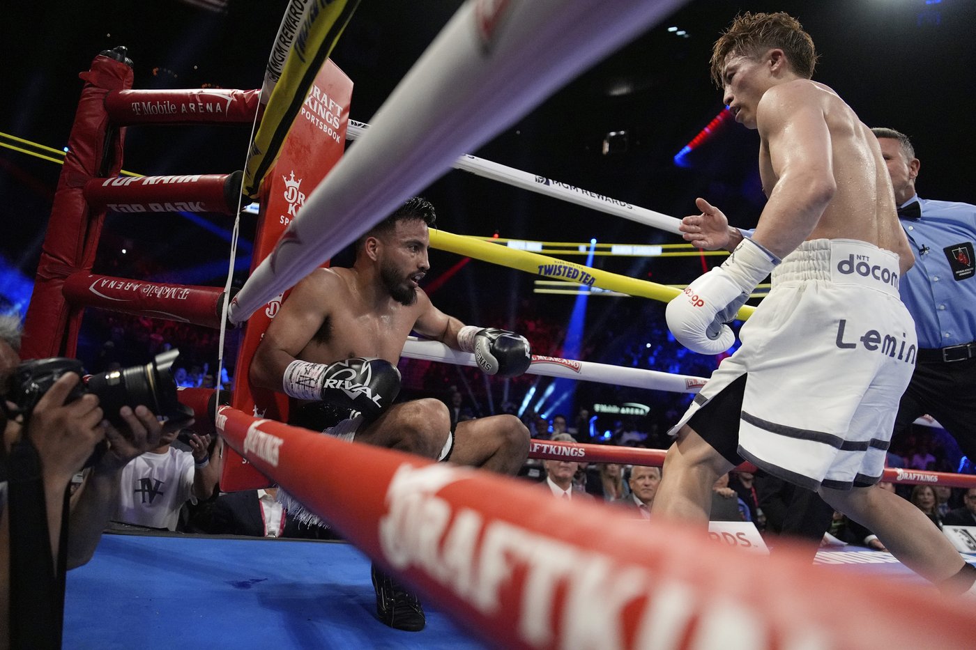 Inoue overcomes early knockdown, dominates Cardenas to remain undefeated with 8th-round TKO | iNFOnews.ca Inoue overcomes early knockdown, dominates Cardenas to remain undefeated with 8th-round TKO | iNFOnews.ca
