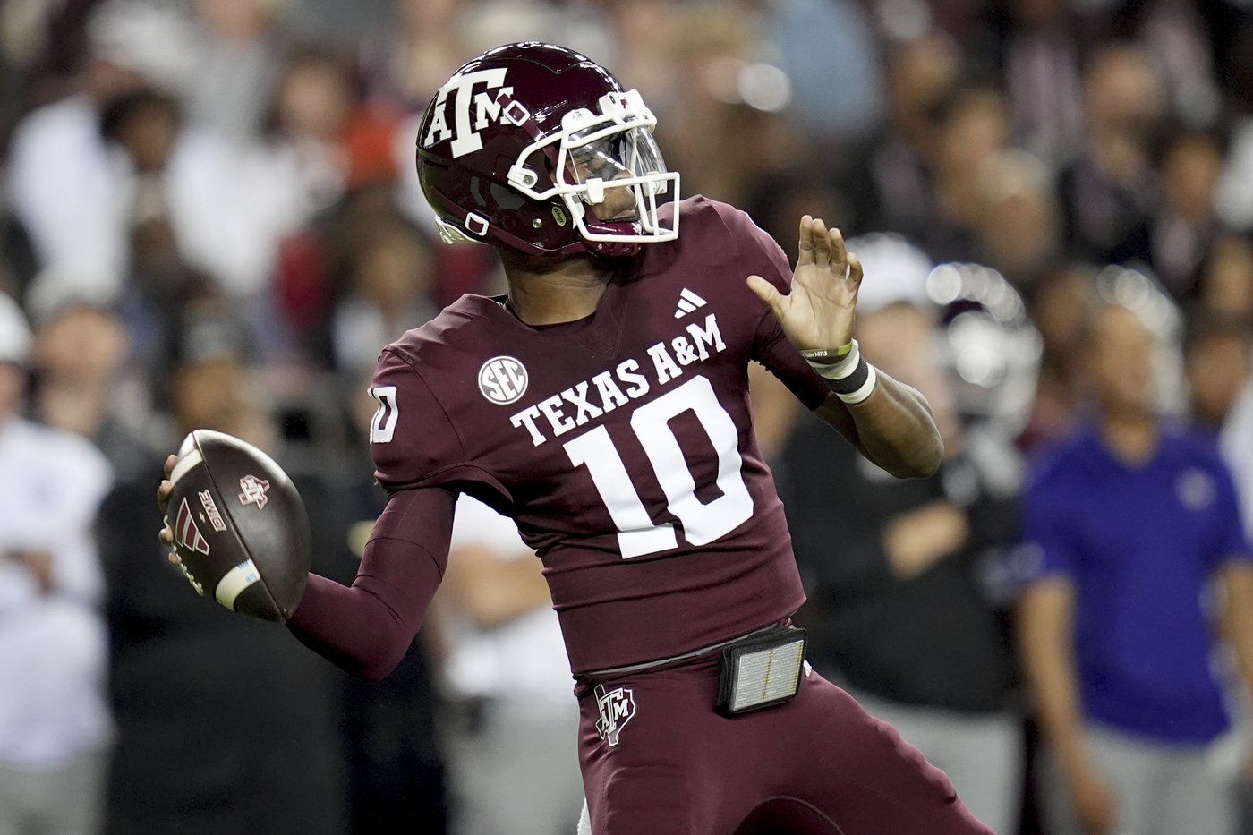 Reed accounts for three TDs as No. 15 Texas A&M rolls to 38-3 win over New Mexico State | iNFOnews.ca Reed accounts for three TDs as No. 15 Texas A&M rolls to 38-3 win over New Mexico State | iNFOnews.ca