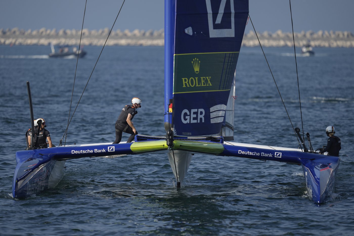 Slingsby skippers the Flying Roo ahead of Kiwi rival Burling in SailGP's opening regatta | iNFOnews.ca Slingsby skippers the Flying Roo ahead of Kiwi rival Burling in SailGP's opening regatta | iNFOnews.ca