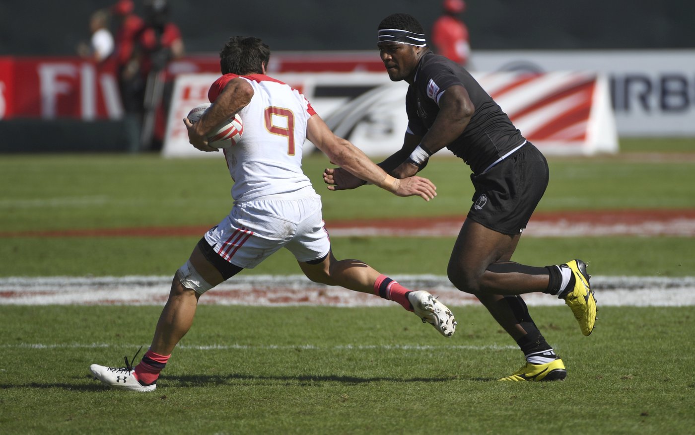 Dakuwaqa says sorry after being fired by French rugby club Biarritz for biting a teammate | iNFOnews.ca